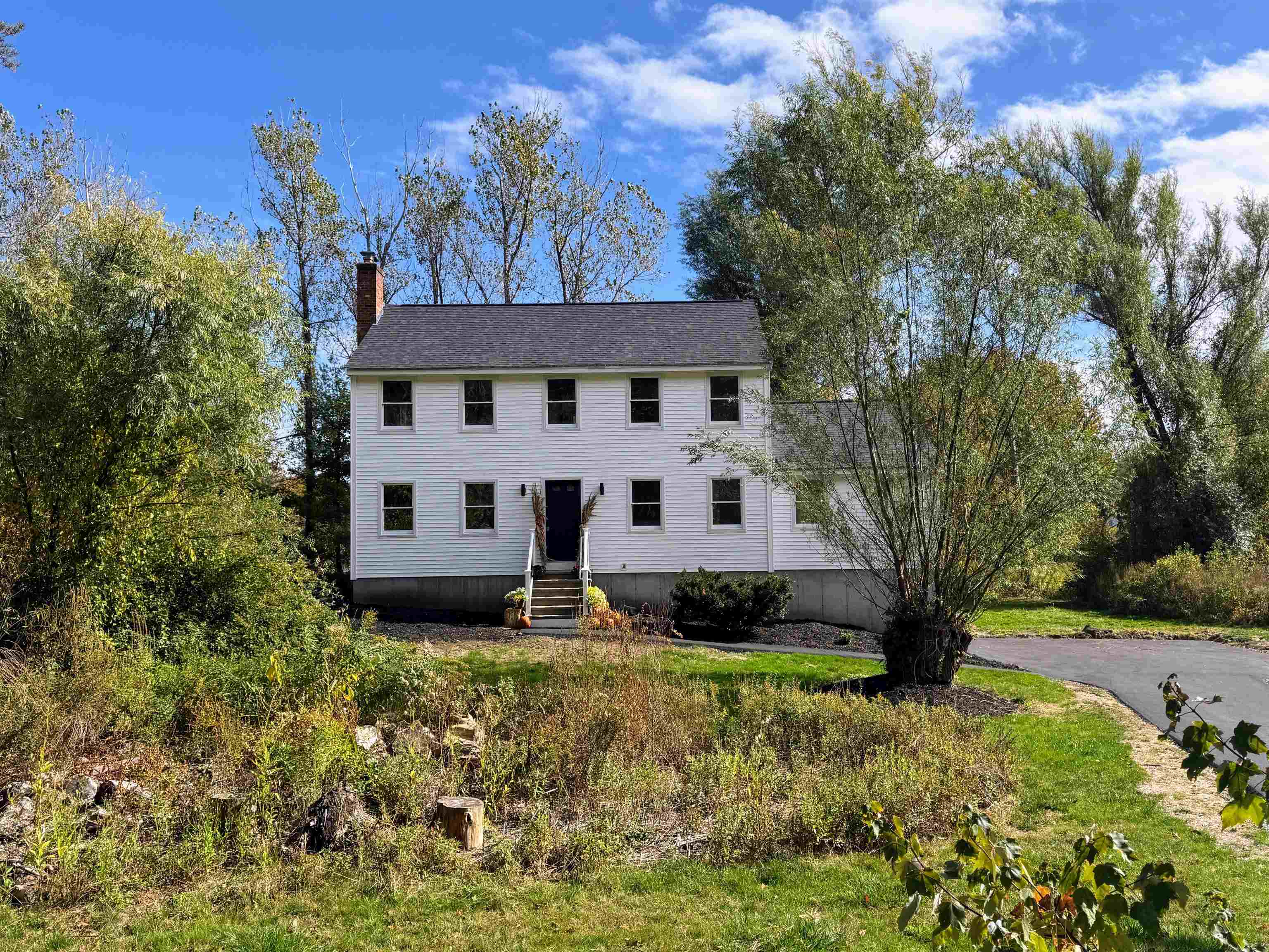MLS 5060544: 4 Chase Road, Sandown NH