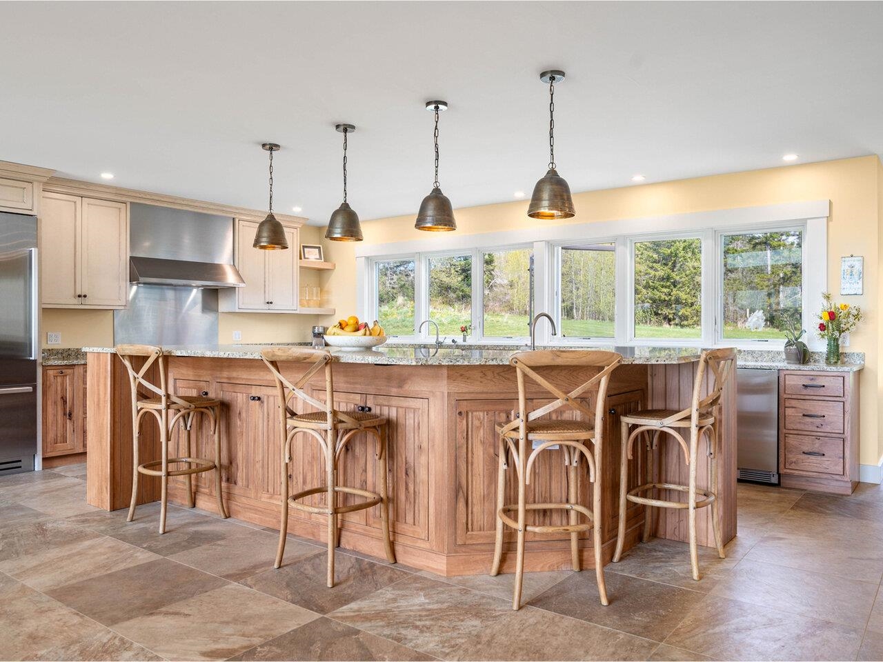 Gorgeous chefs kitchen design