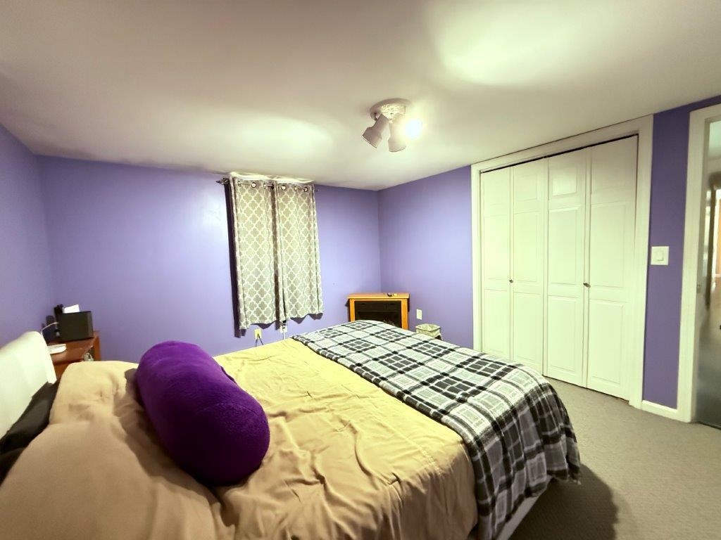 Bedroom #1 24044048