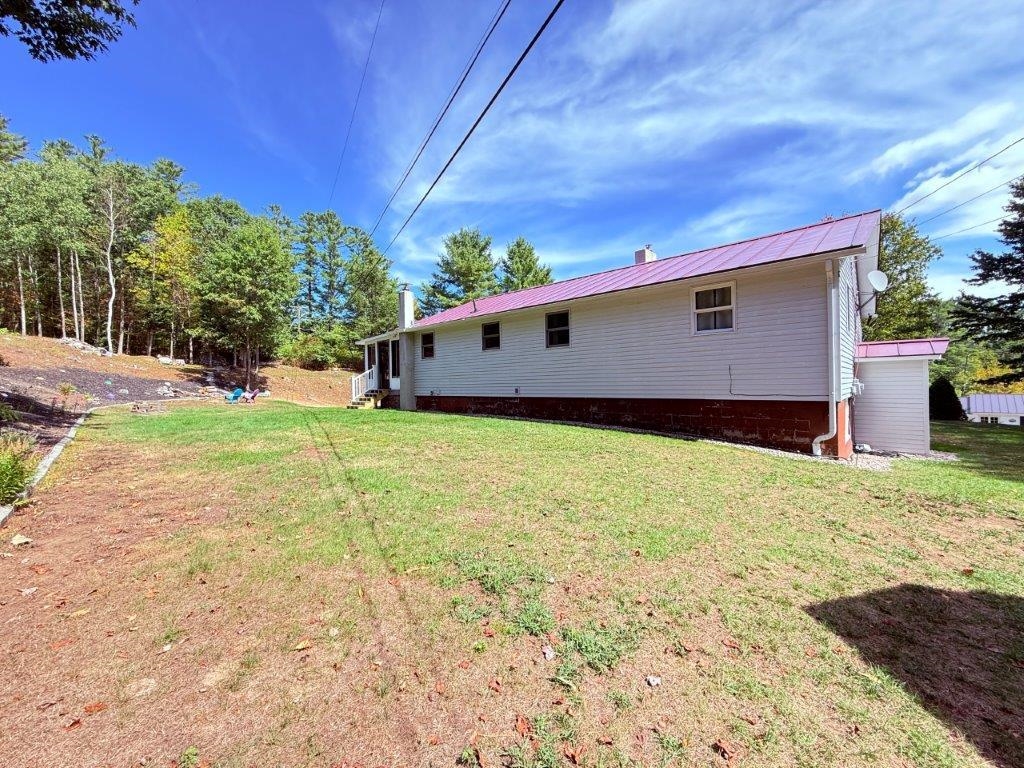 Private Back Yard 24044064