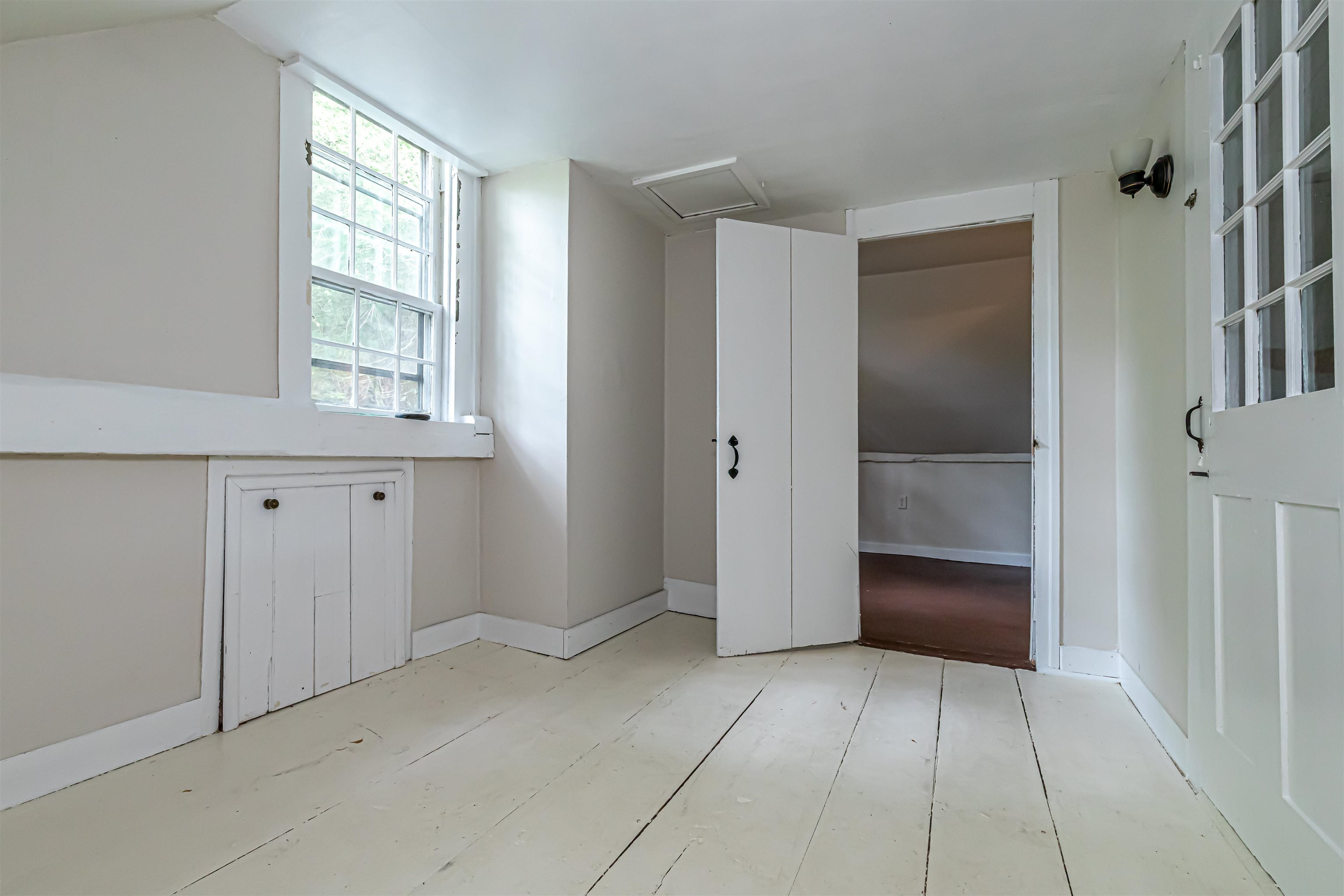 Upstairs the White Bedroom connects through Jack and Jill closet to Large Bedroom