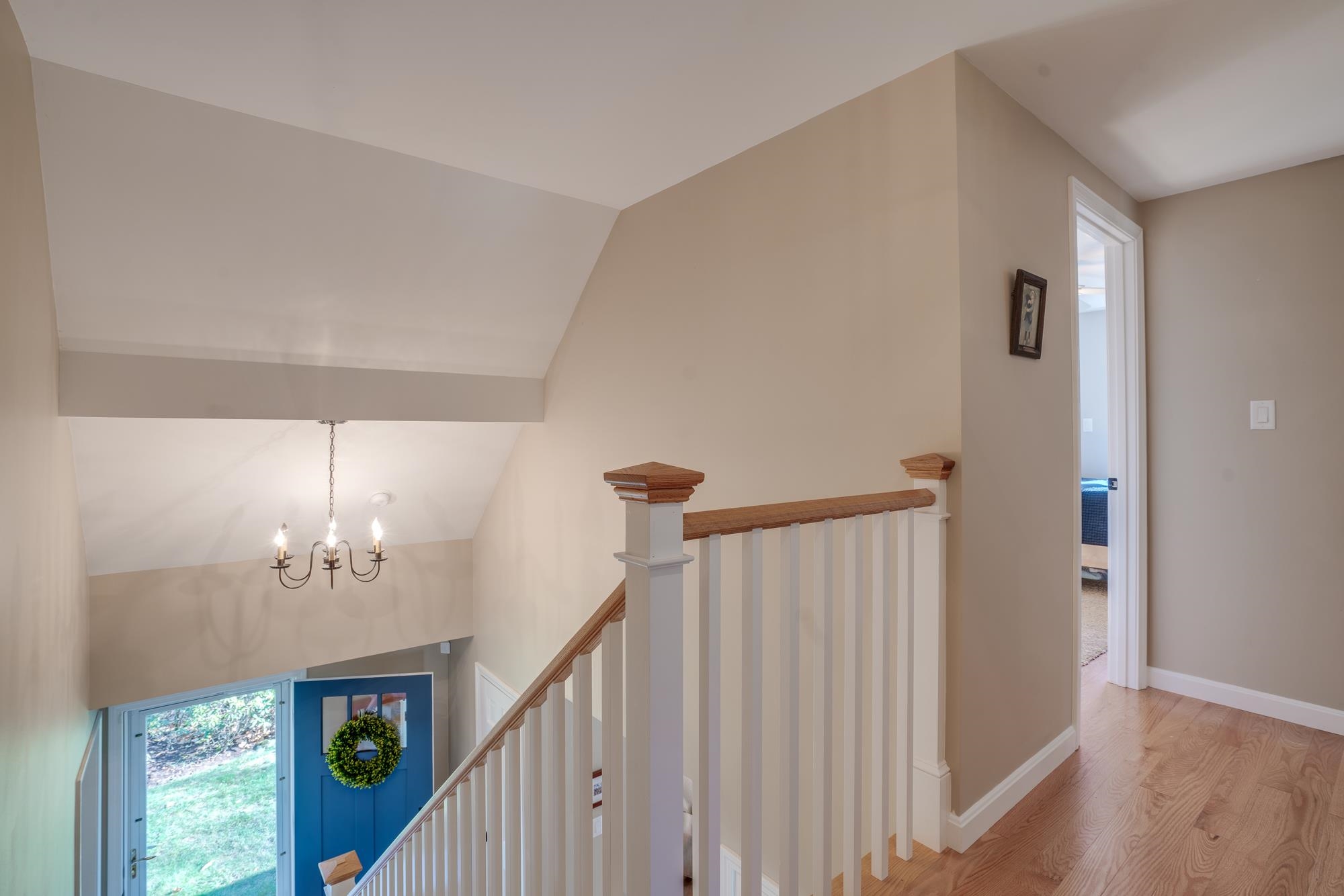 2nd Floor Landing