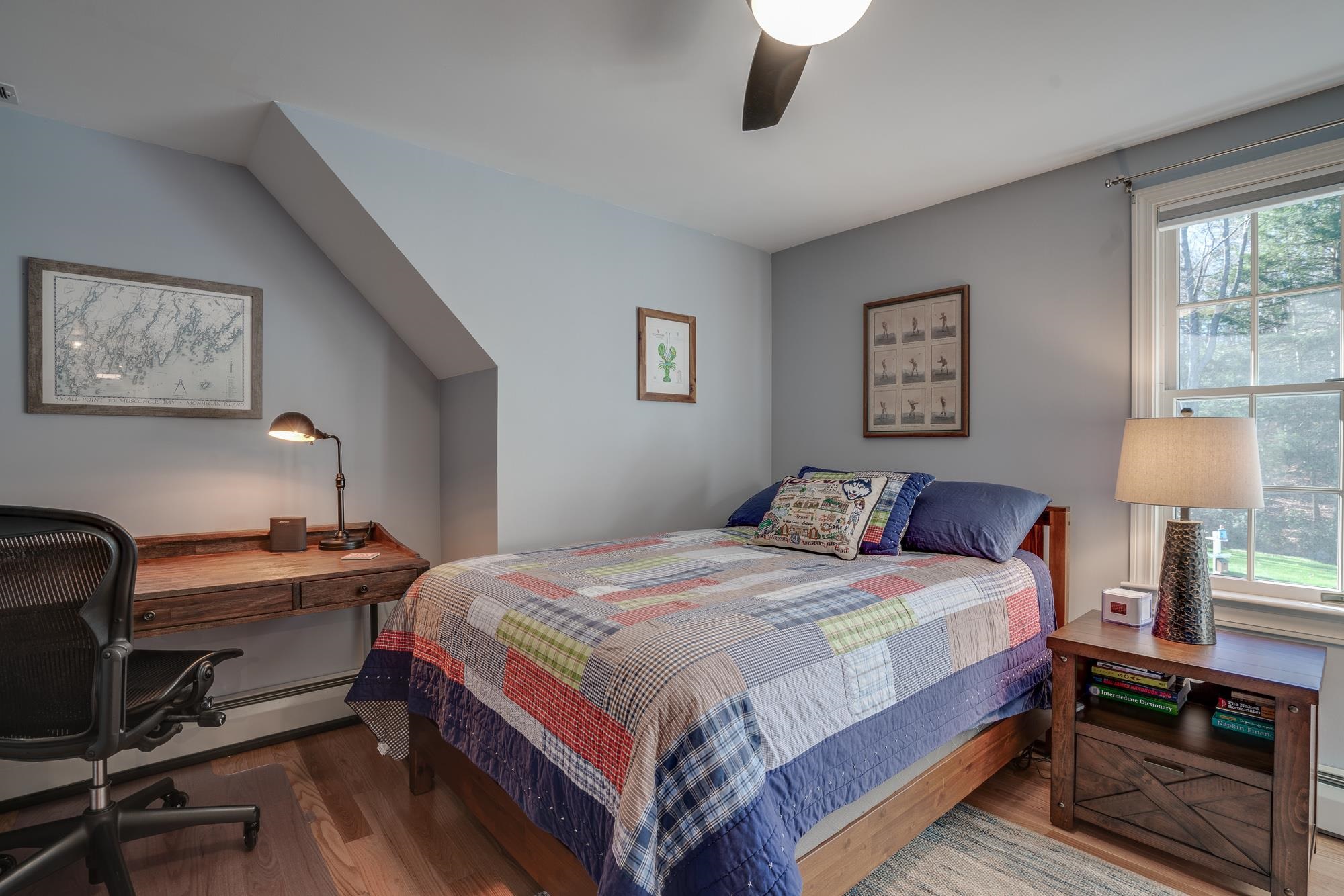 12.2 x 11.6 Bedroom