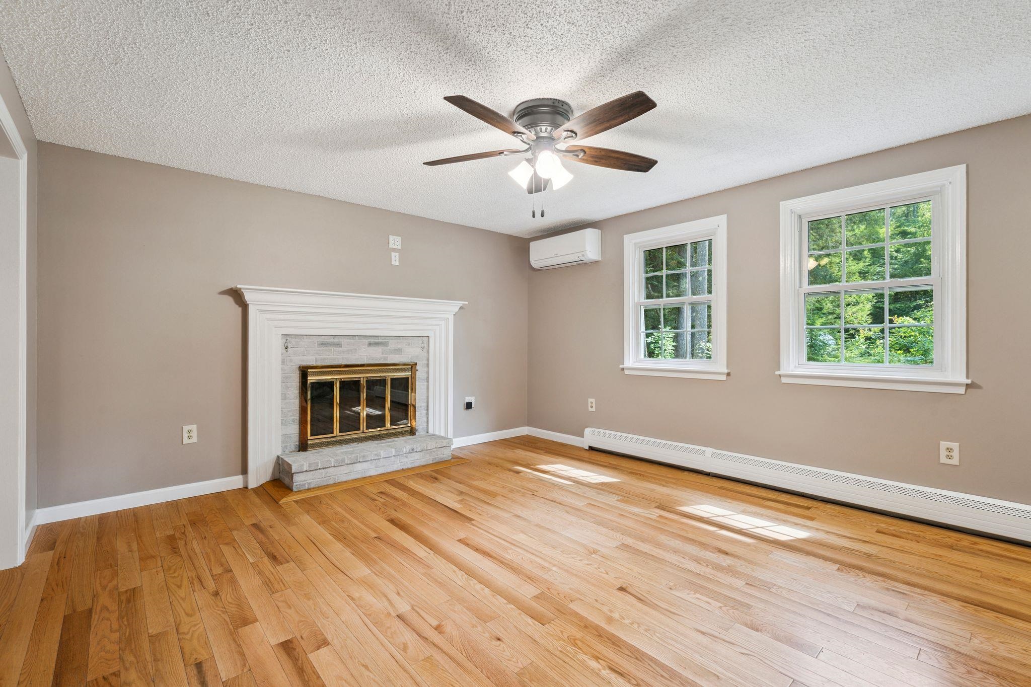 Wood Fireplace!