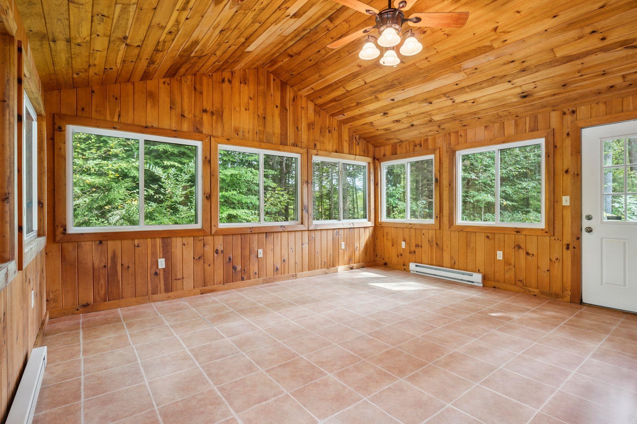 Great Wooded Views!