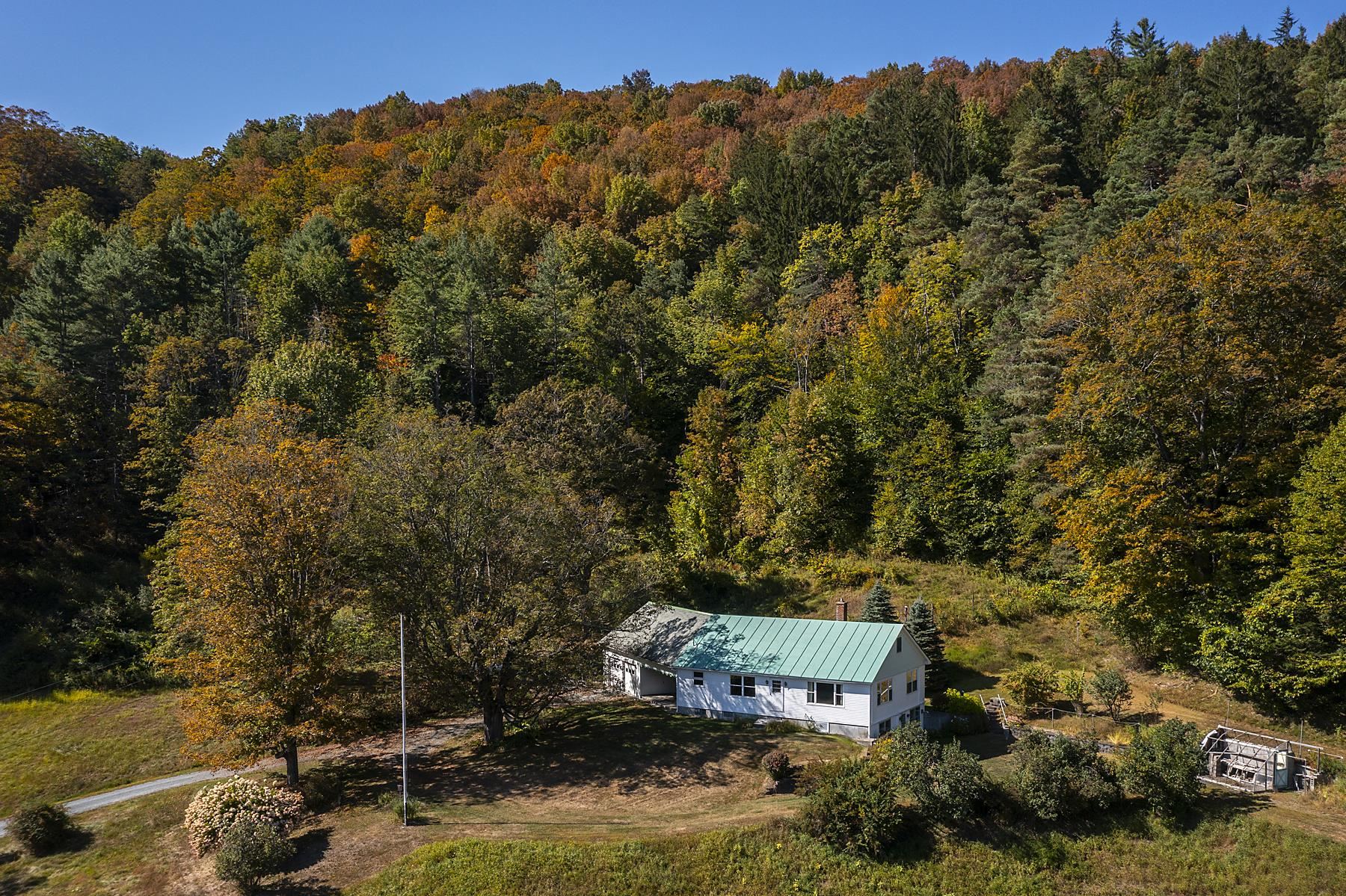 WOODSTOCK VT Home for sale $$695,000 | $362 per sq.ft.