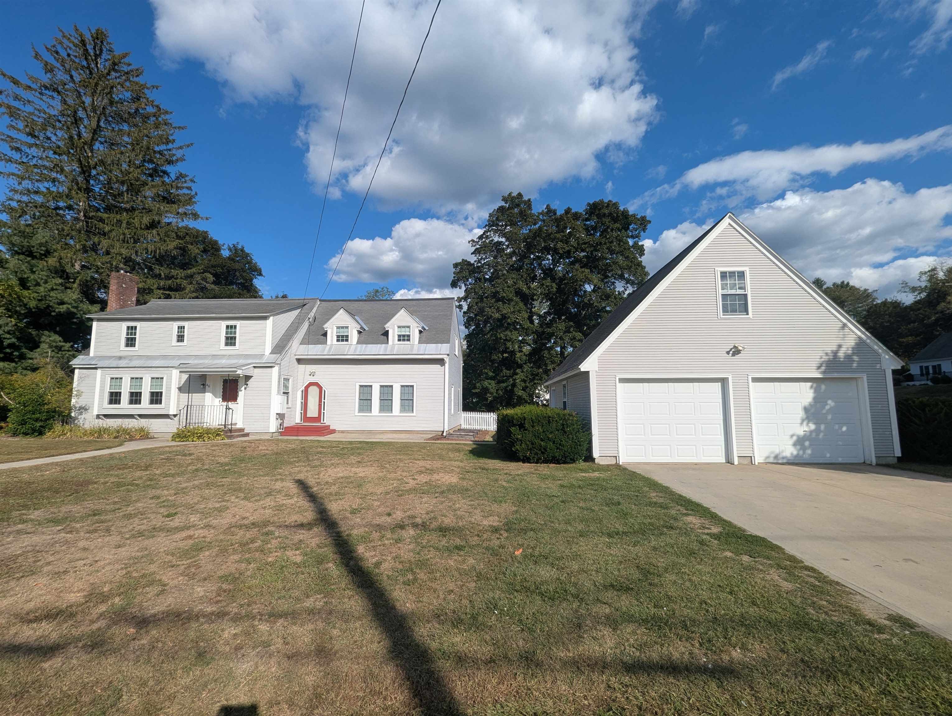 2 Car Detached Garage w/ Work Shop