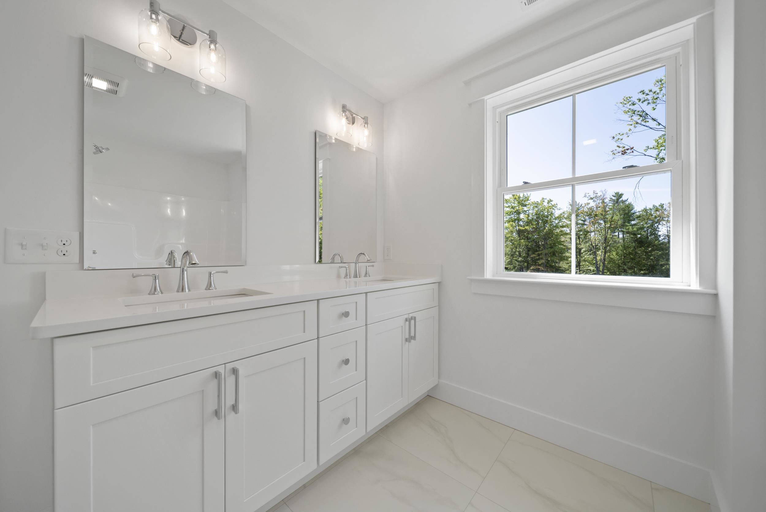 2nd Floor Jack & Jill Bath