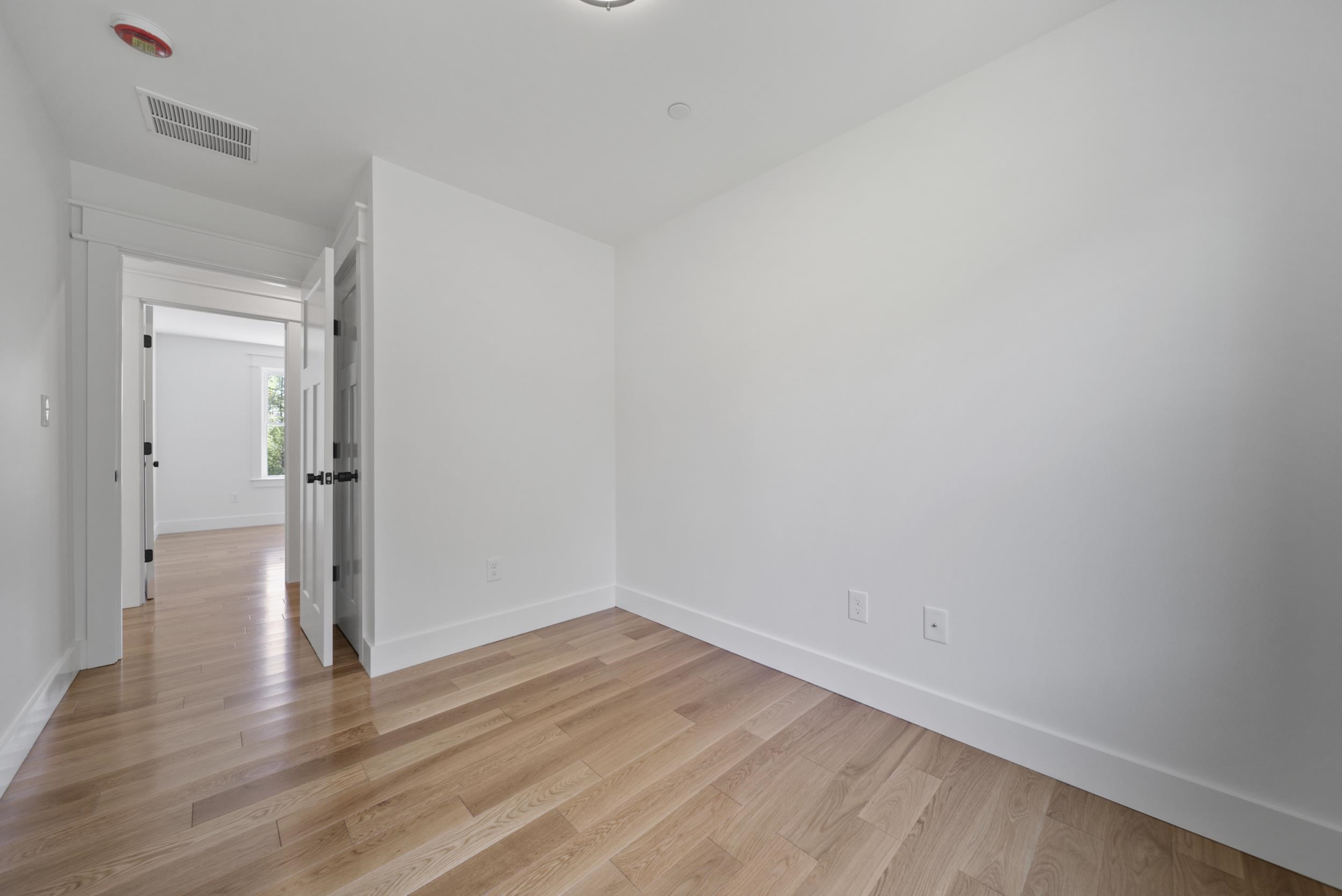 Office/Bonus Room