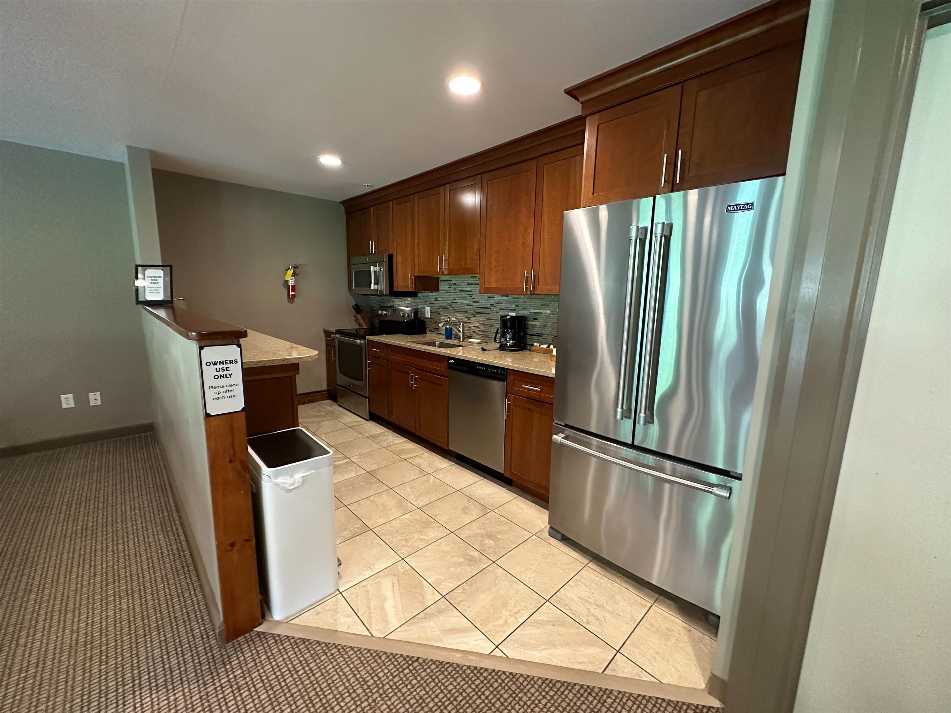 Full kitchen in owners lounge