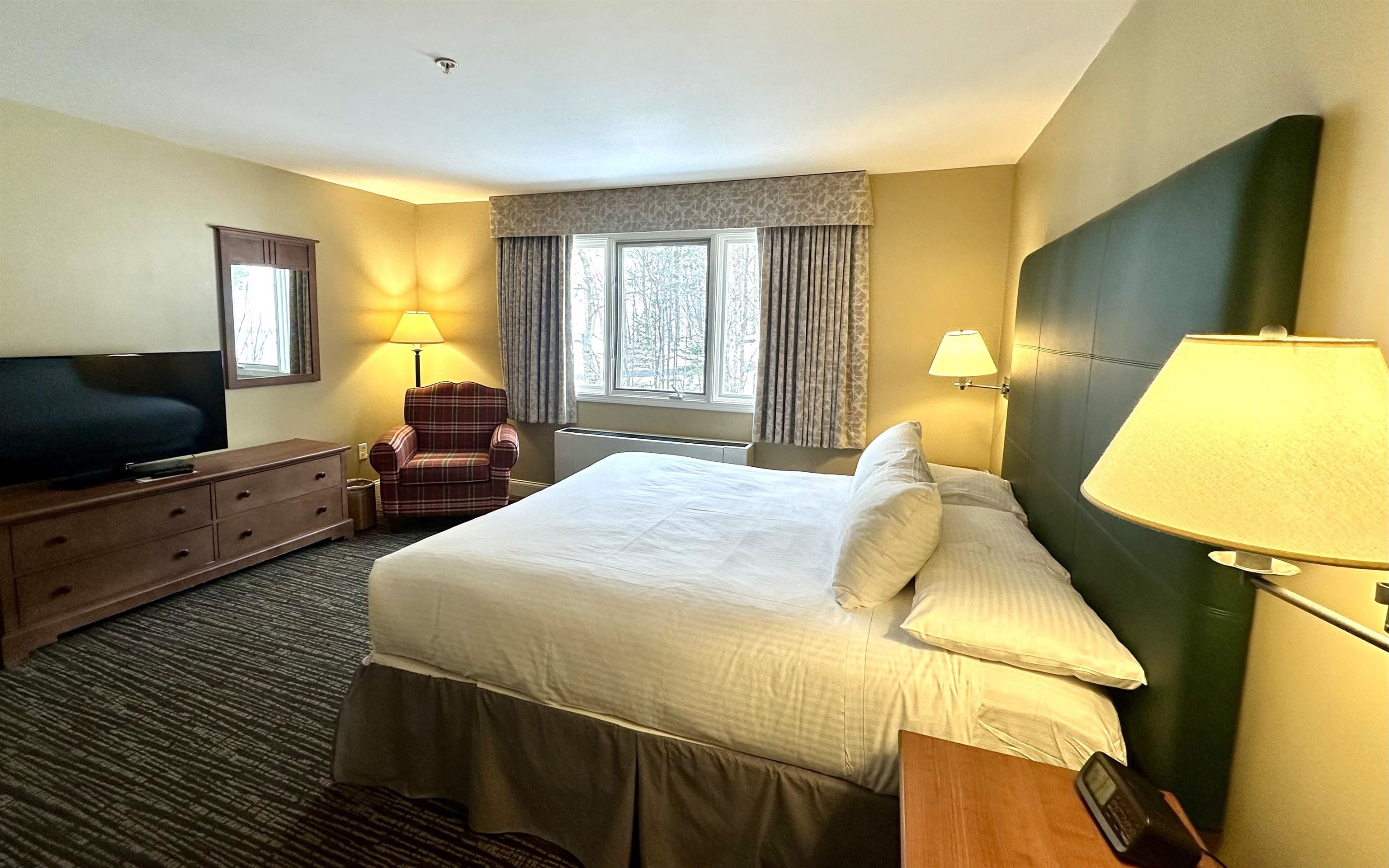 King size bed