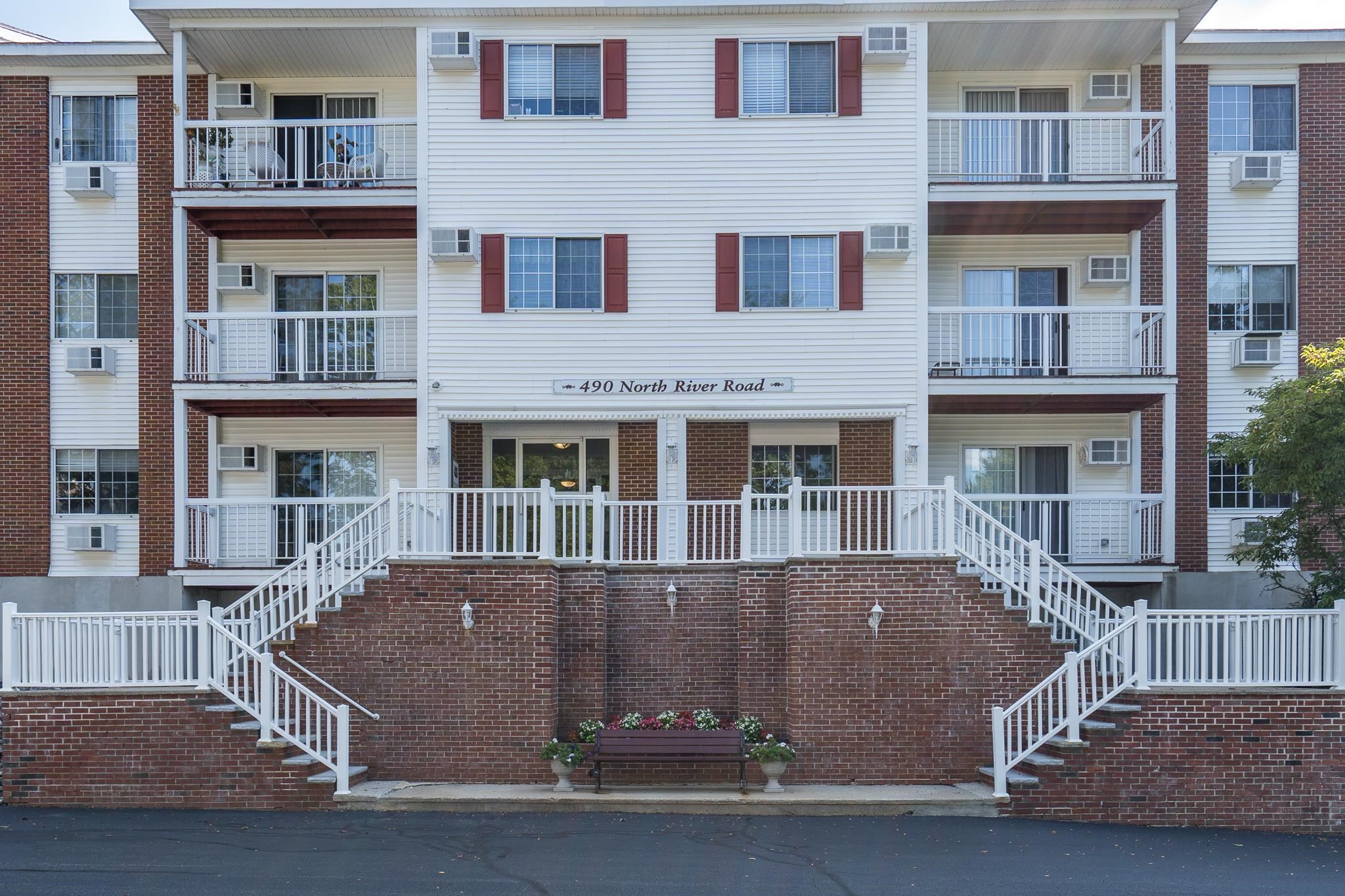 MANCHESTER NH Condo for sale $$299,000 | $265 per sq.ft.