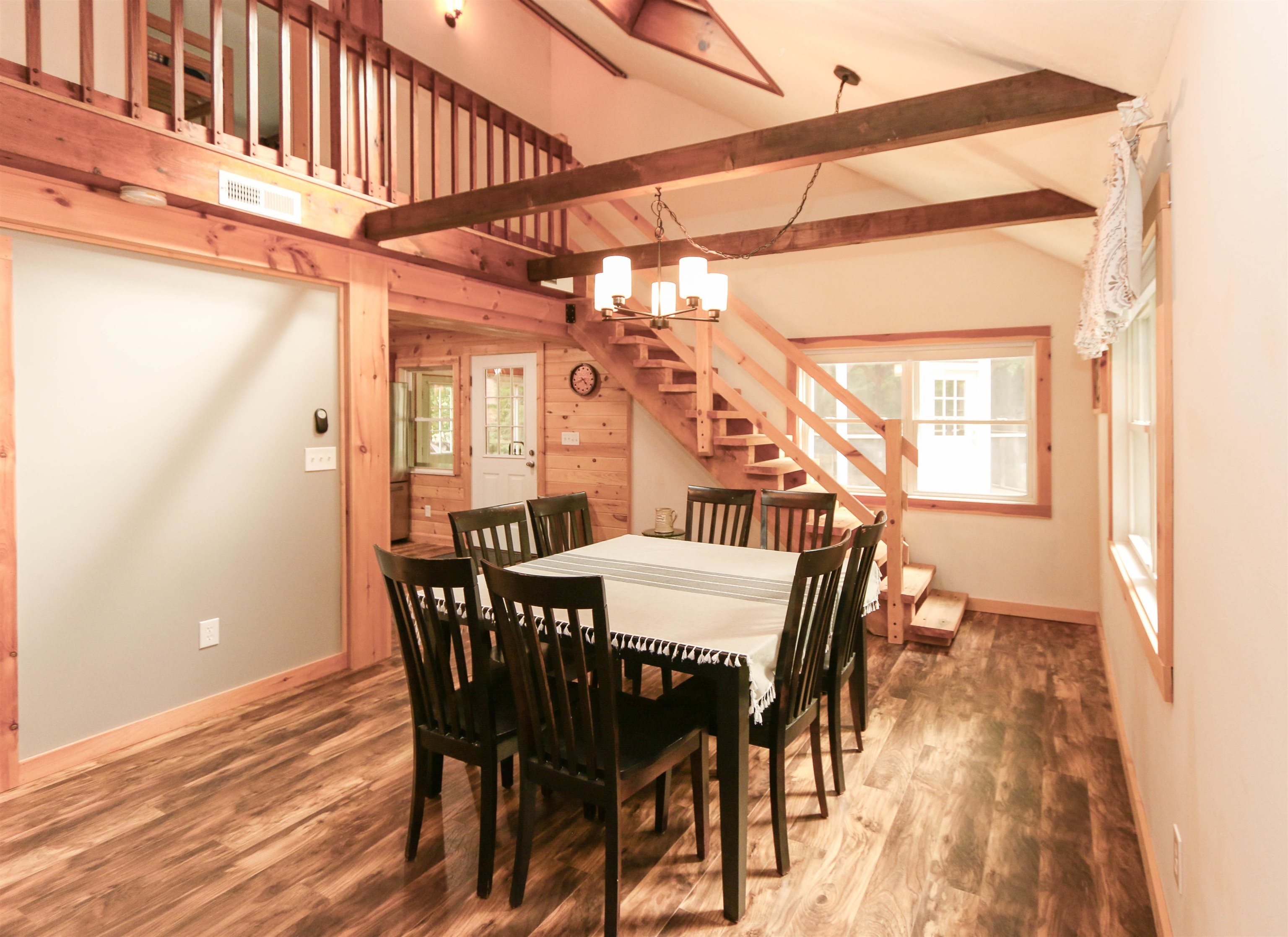 Dining/Living Room Area
