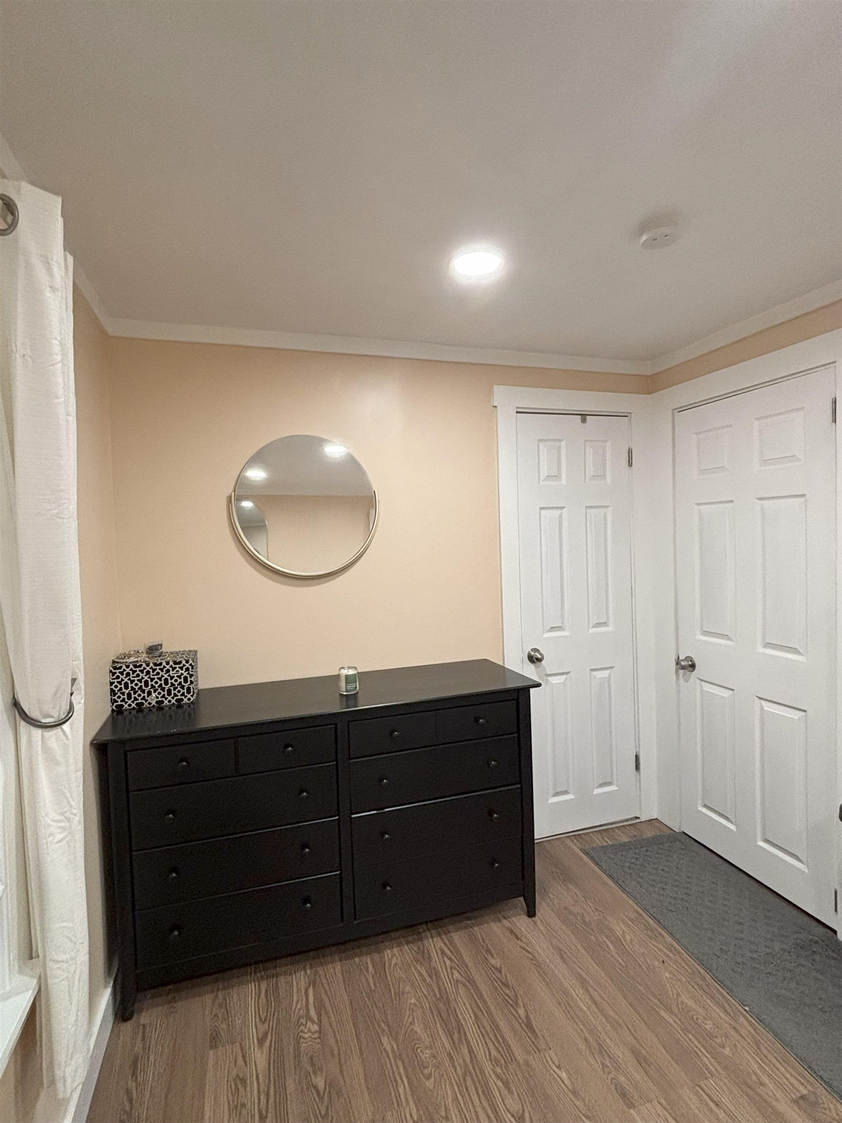Bedroom 24175371