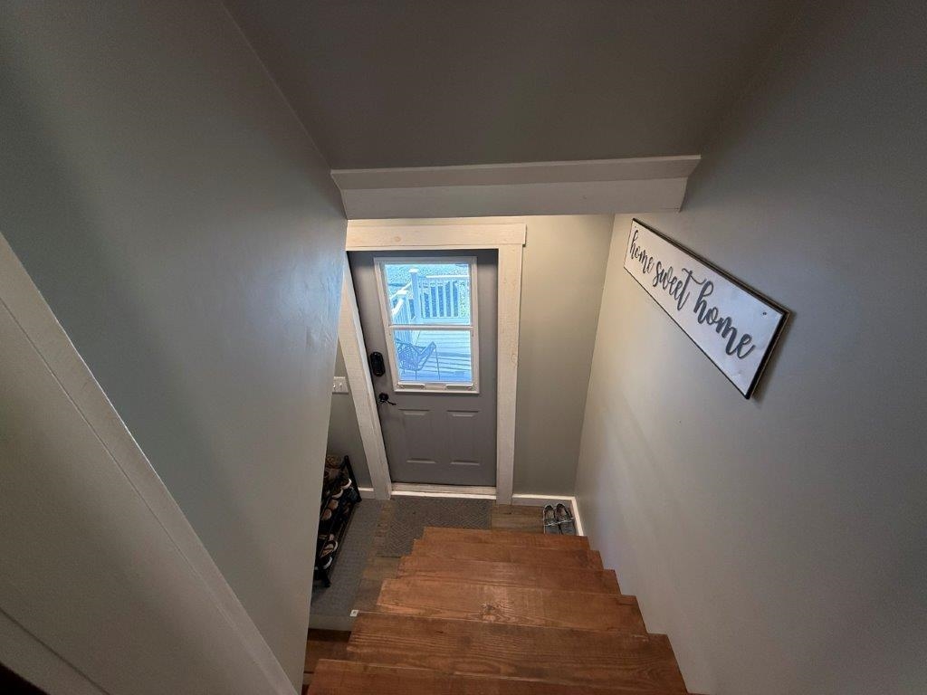 Stairs To Lower Level 24046573