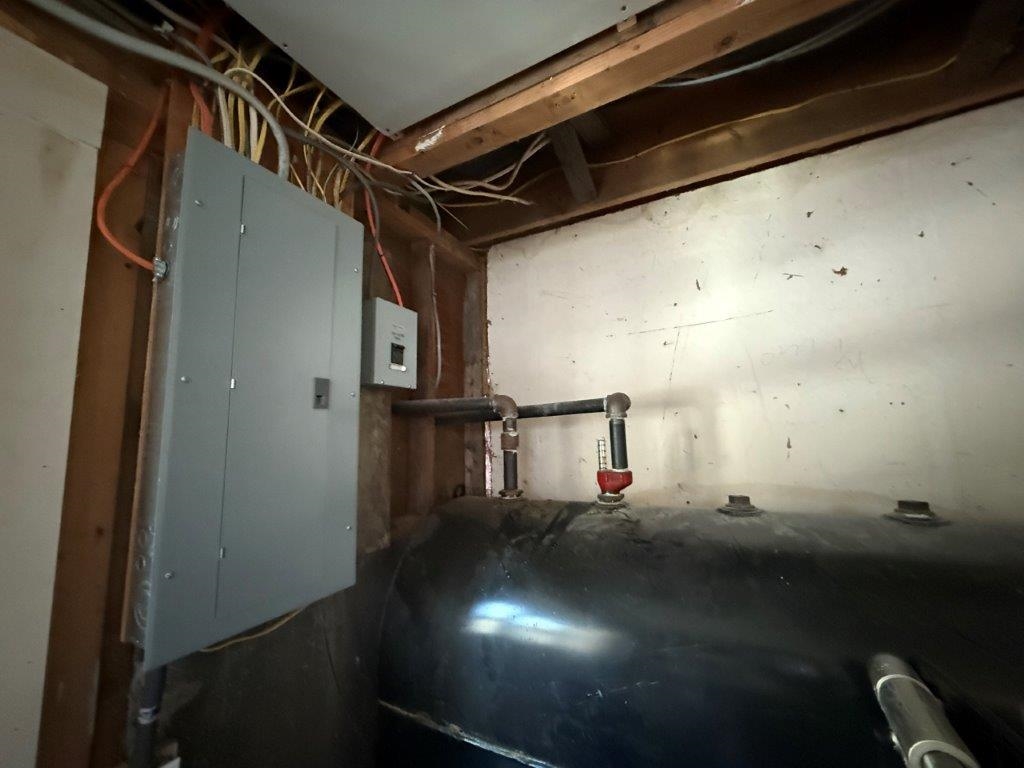 New Electric Panel & GFI Grounds 24046583