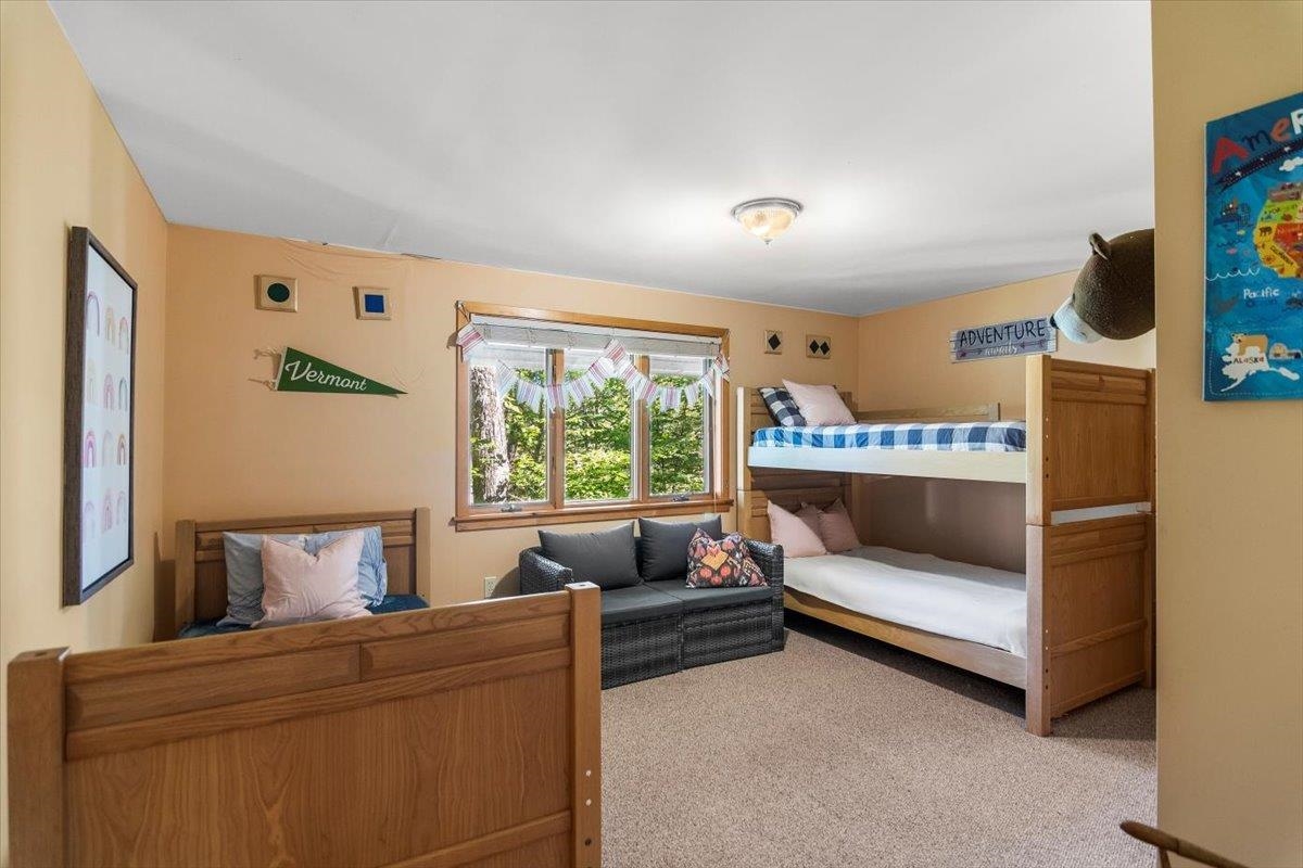 Bunk room 2 downstairs