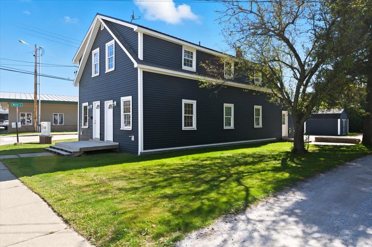 Homes for sale in St. Albans City, VT | 168 Lake St, St. Albans City, VT 05478 | MLS# 5061479