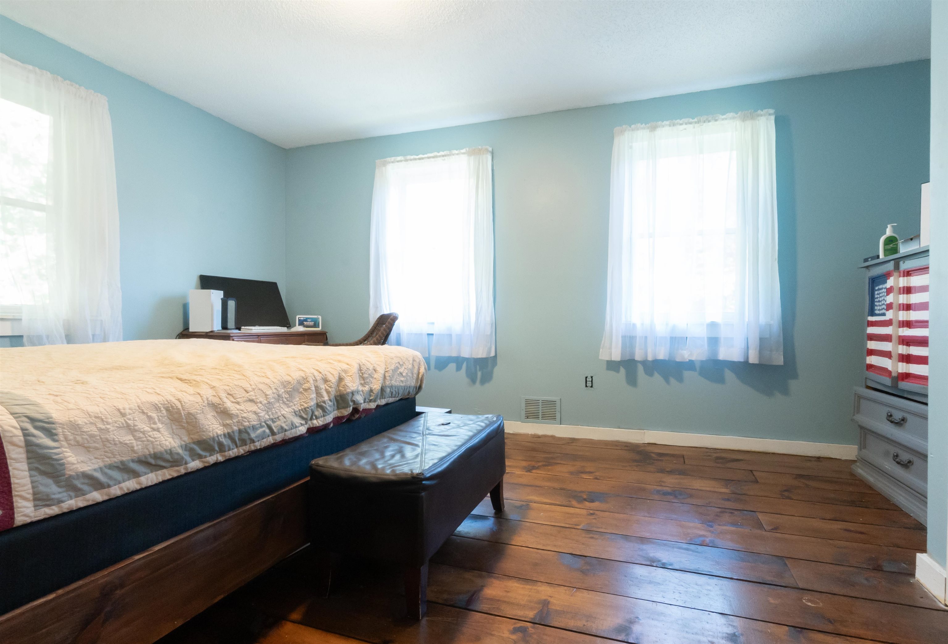 Upstairs Bedroom 3