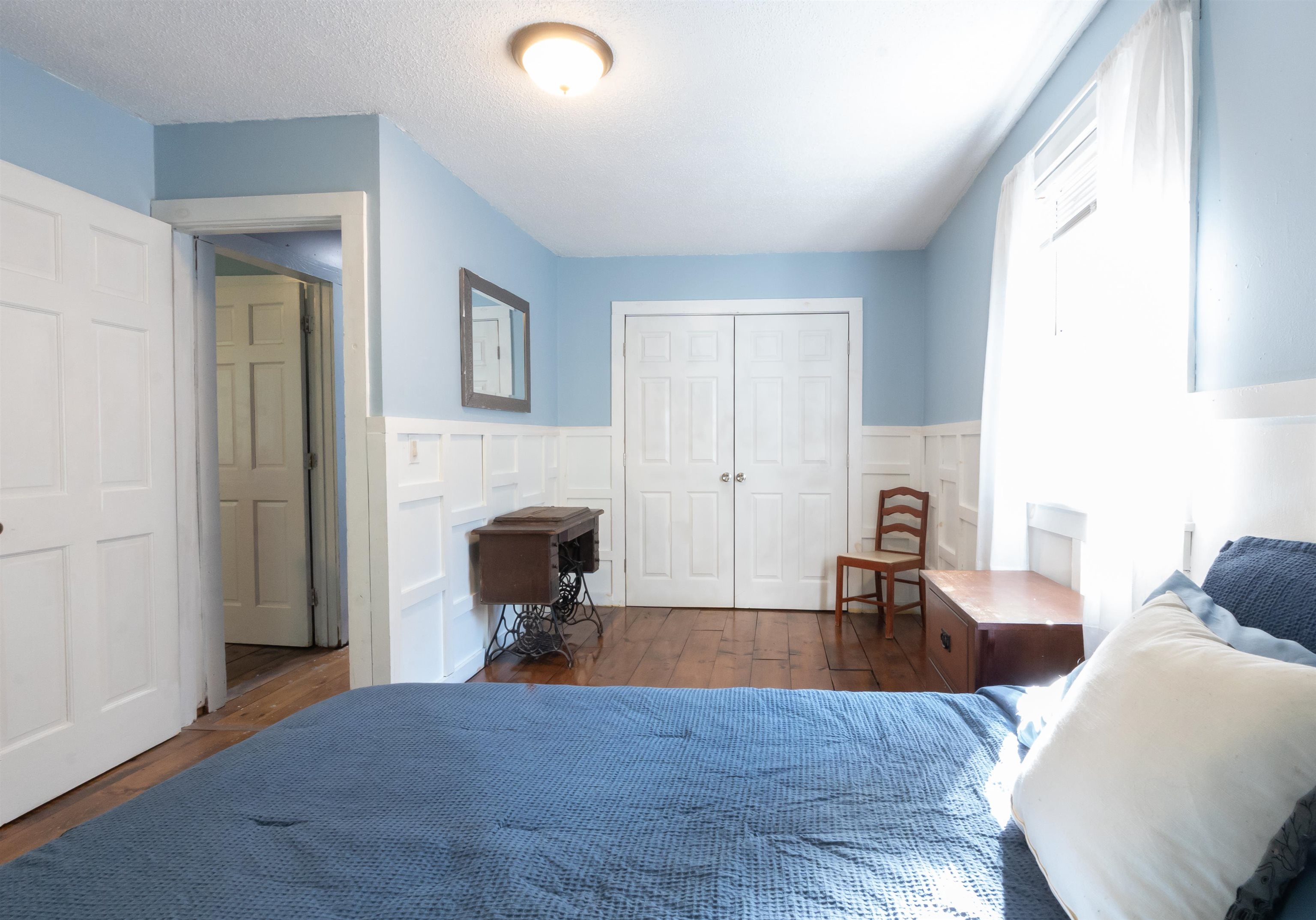 Upstairs Bedroom 4