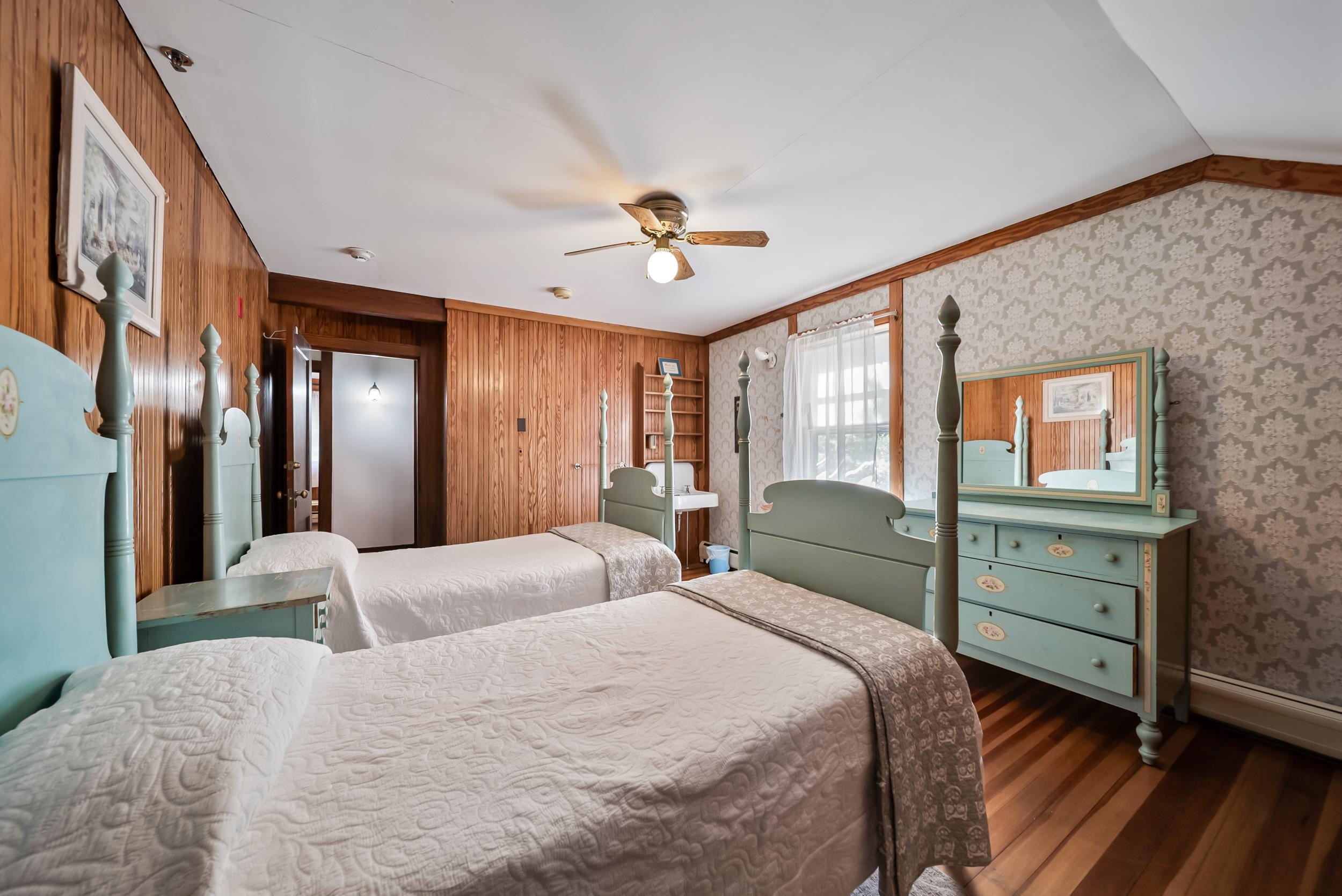 2nd Floor Bedroom