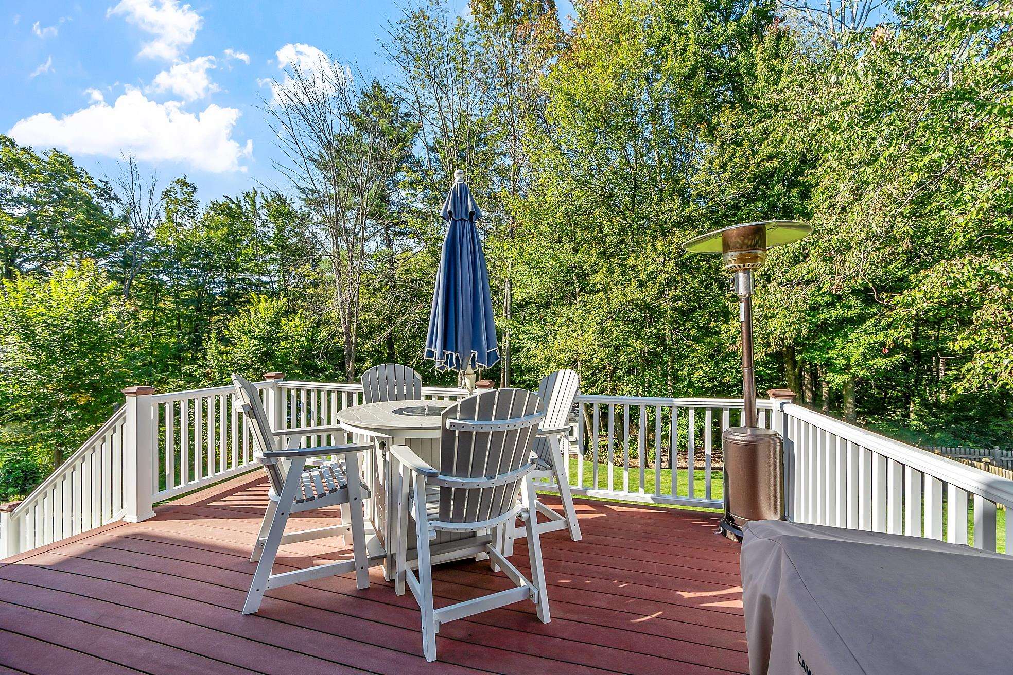Deck overlooking Park Like Setting