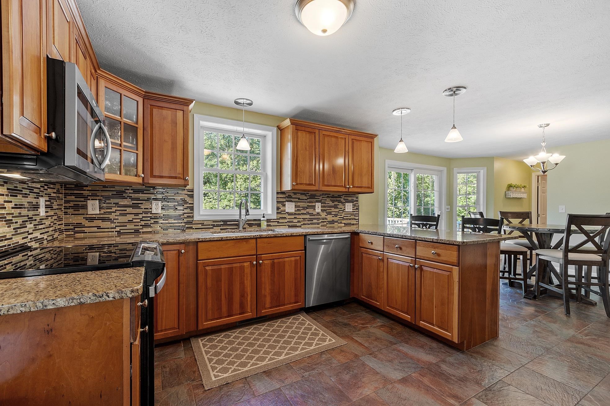 Elegant Kitchen at 162 Tiffany Lane, Manchester, NH