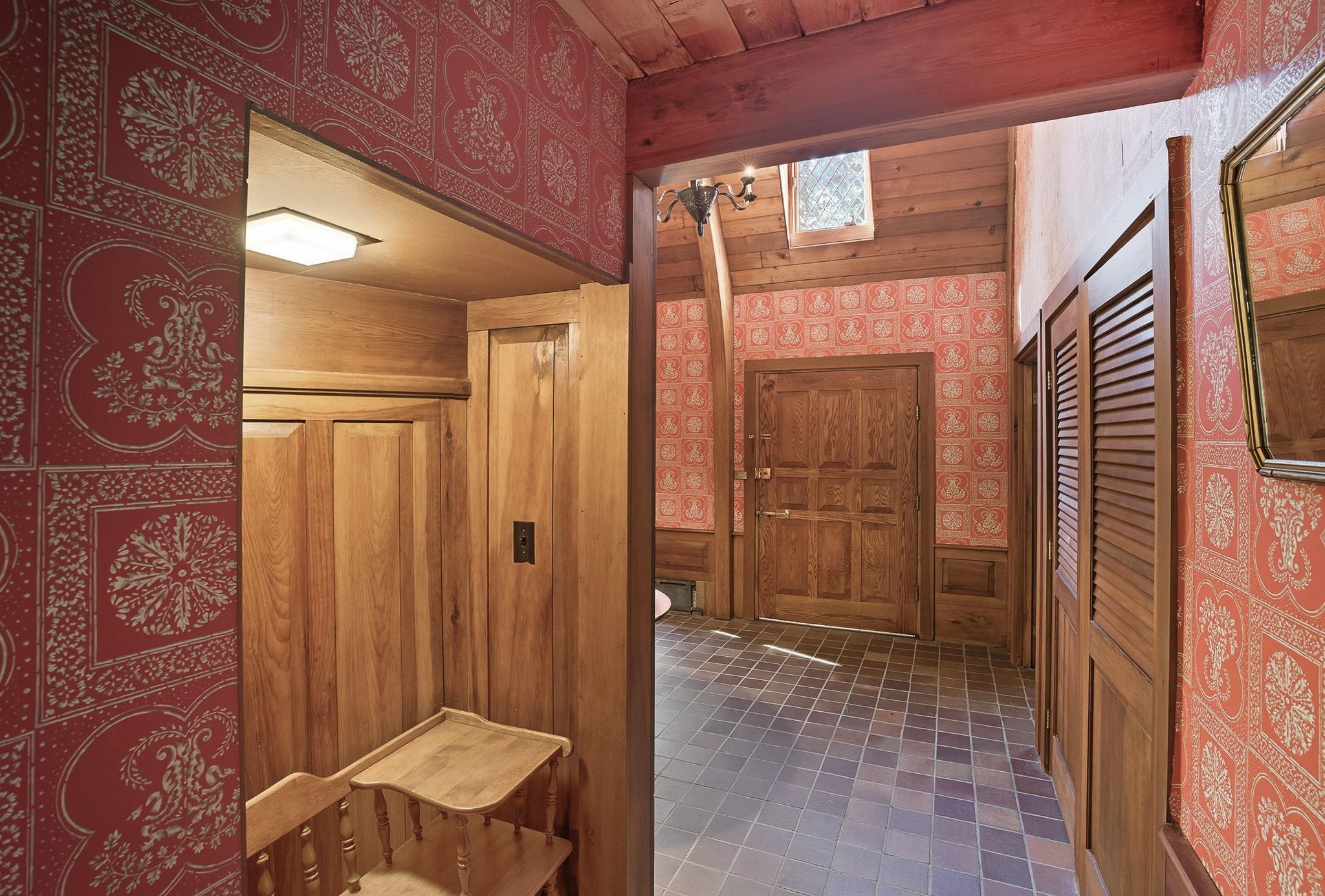 Hallway Nook