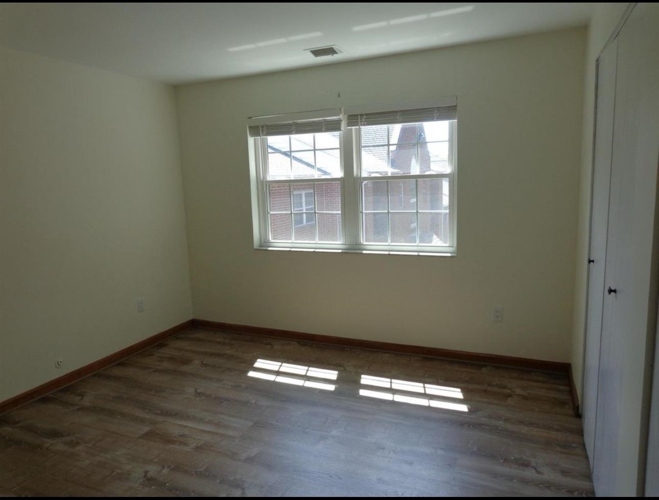 Photo 17 of 26