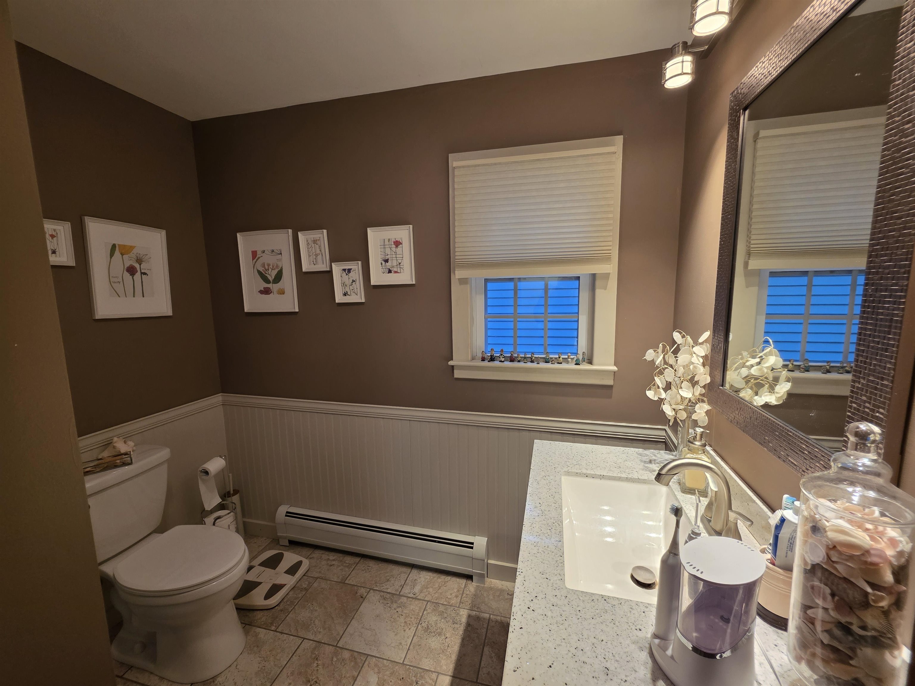 3/4 Bathroom 24196550