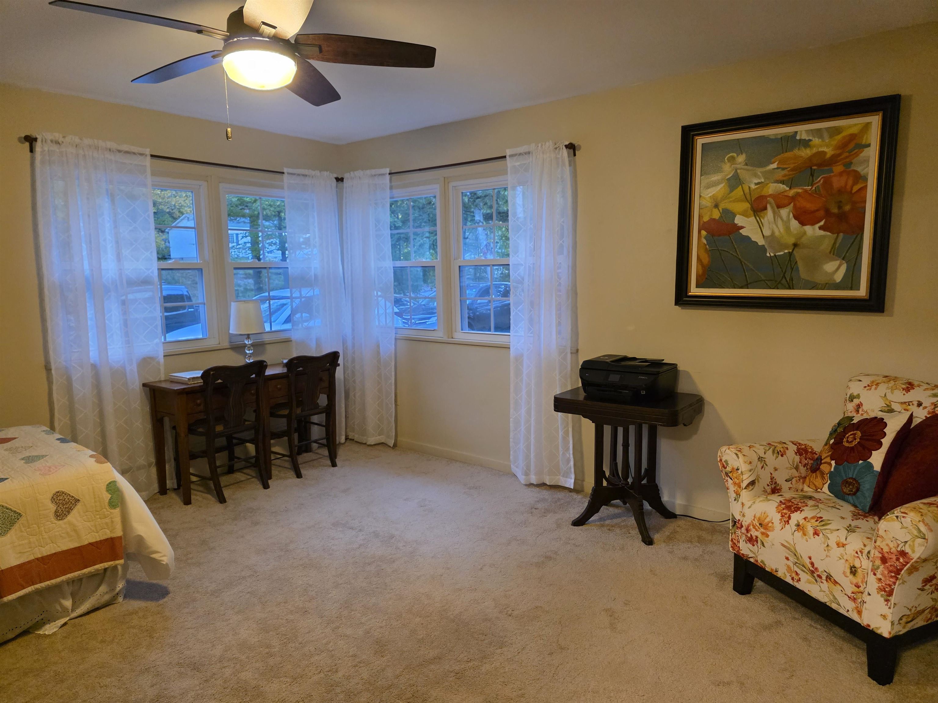 Bedroom 3 24196552