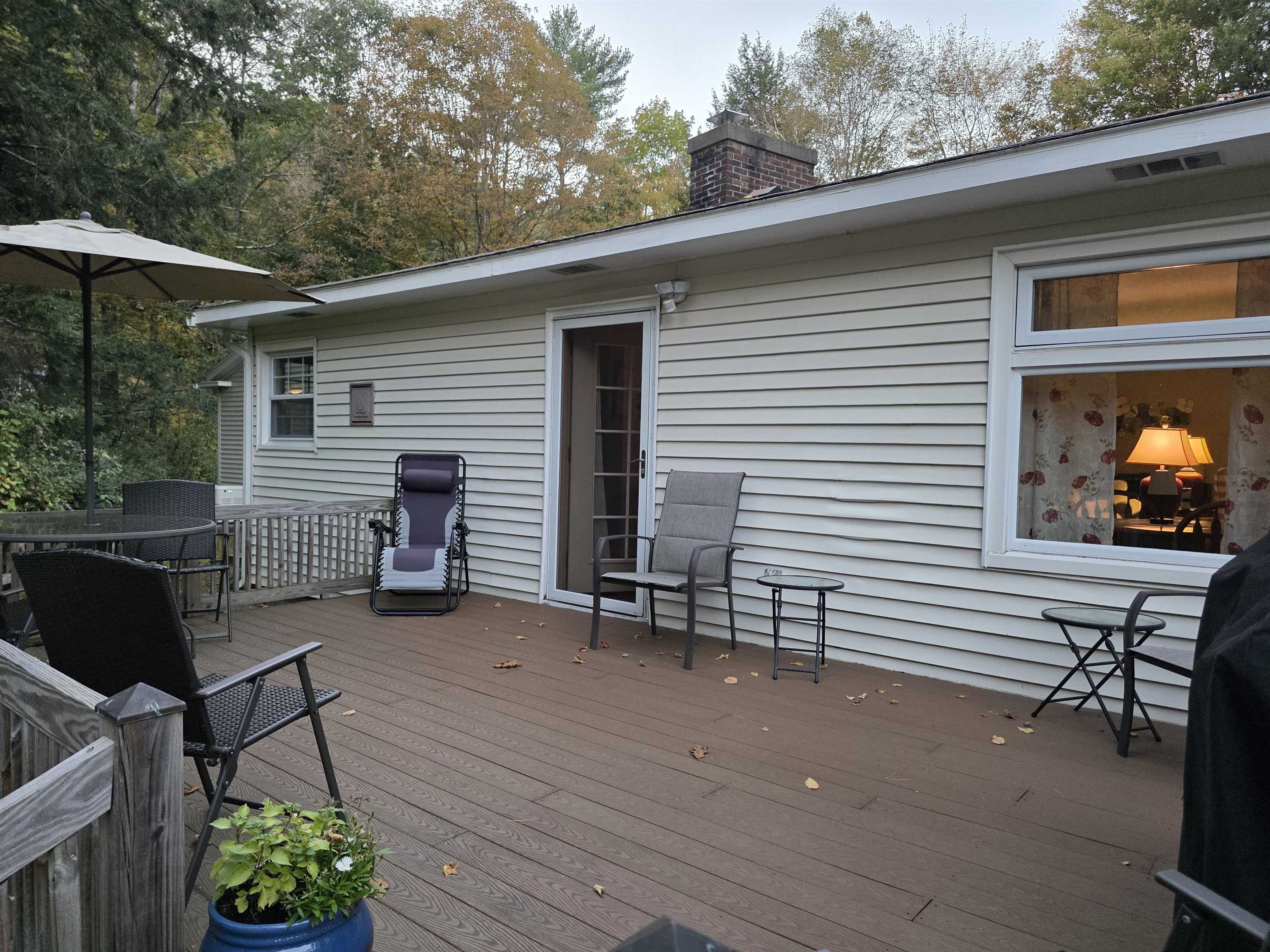 Deck from dining area 24196571