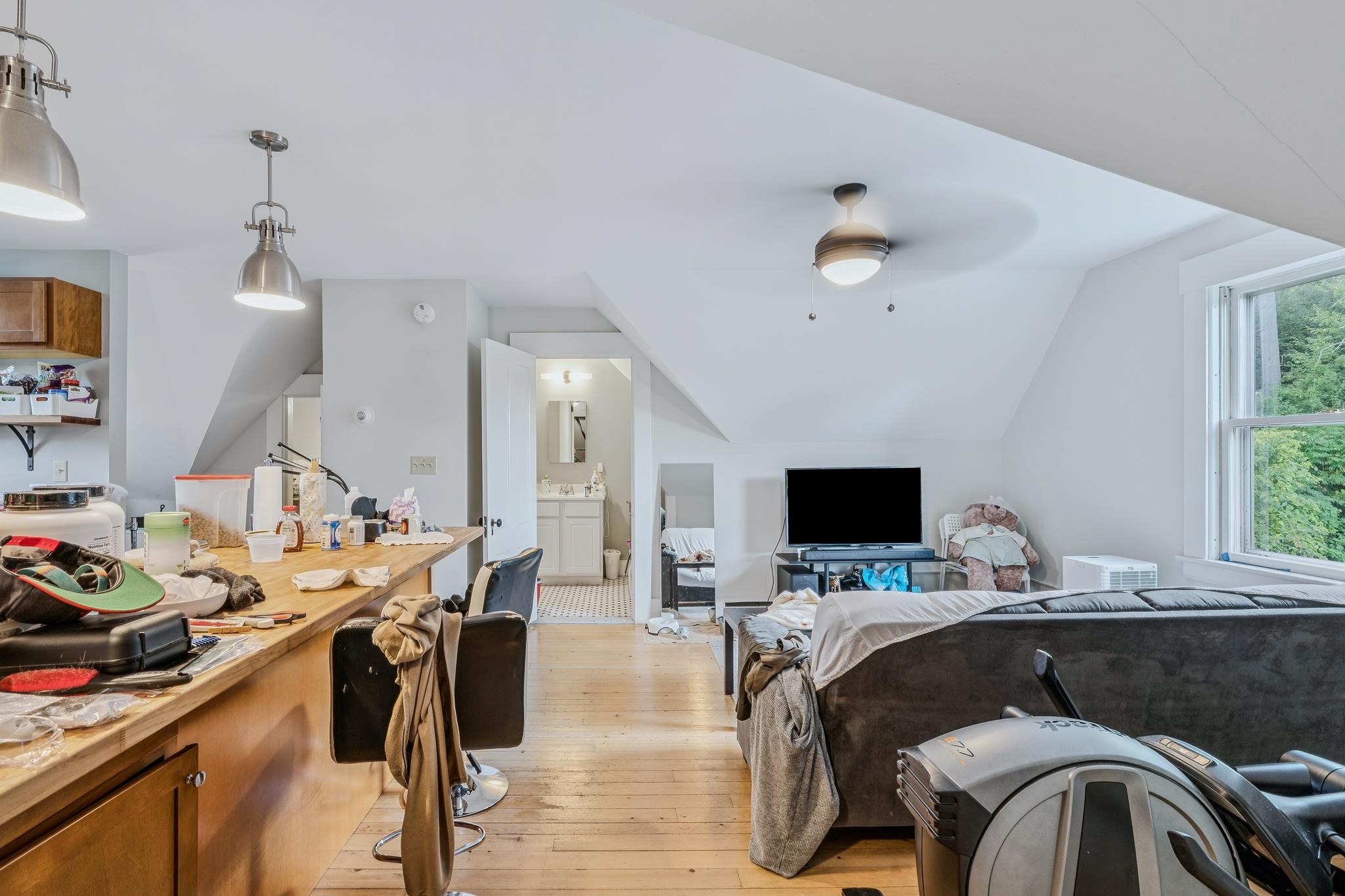 Third floor apartment