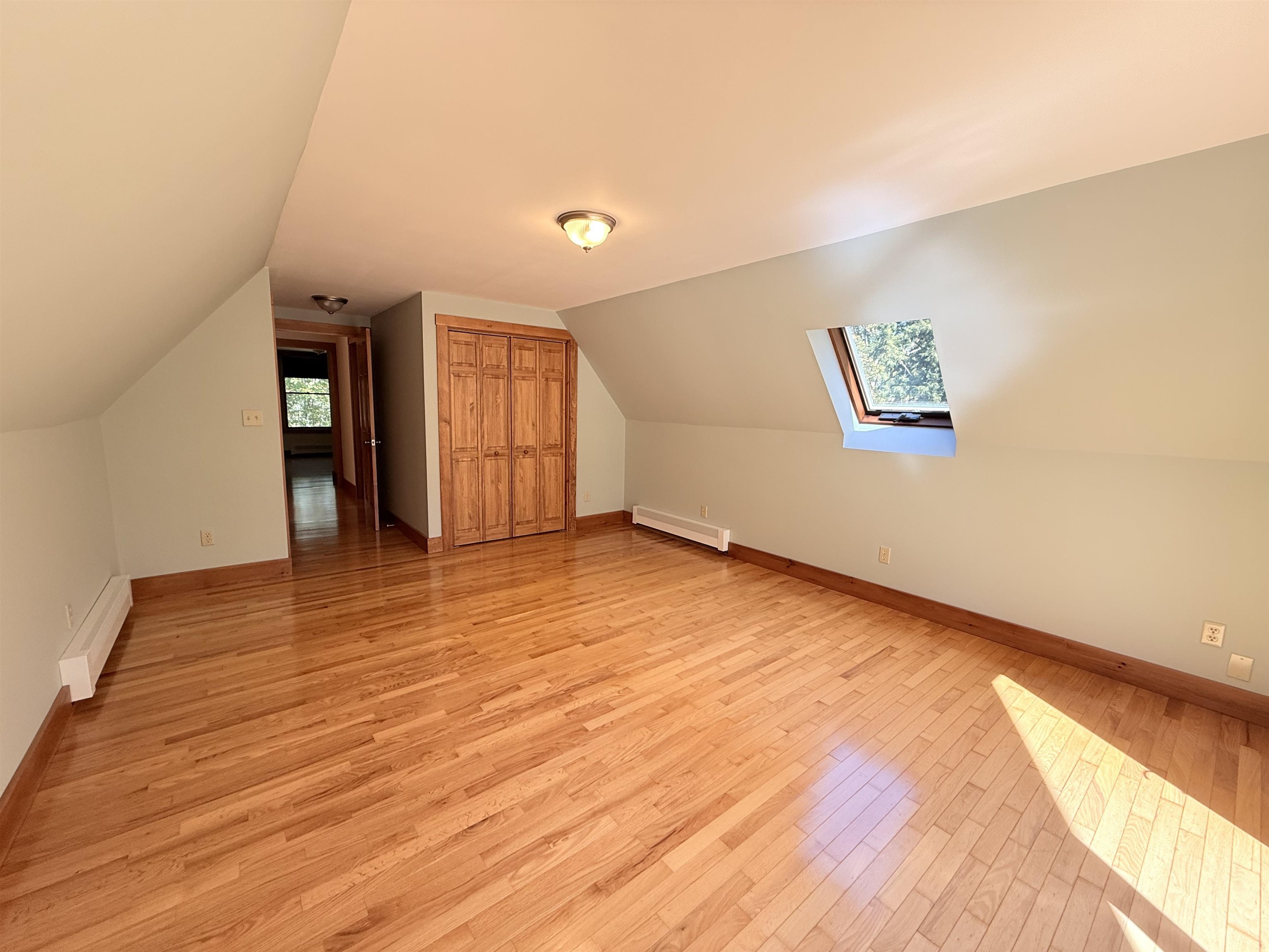 17x14 Primary Bedroom 24114685