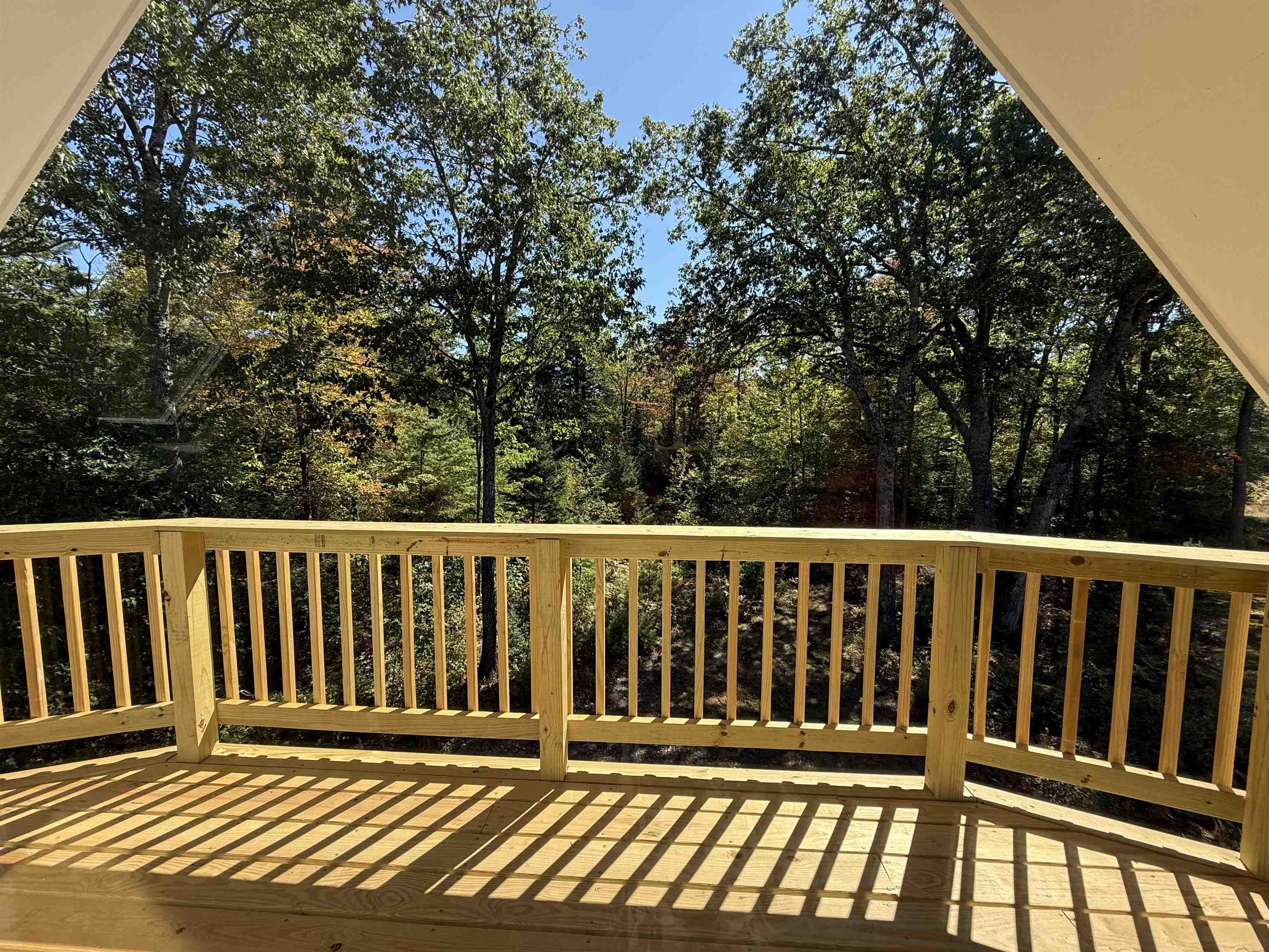Balcony Deck Off Bedroom 24114586