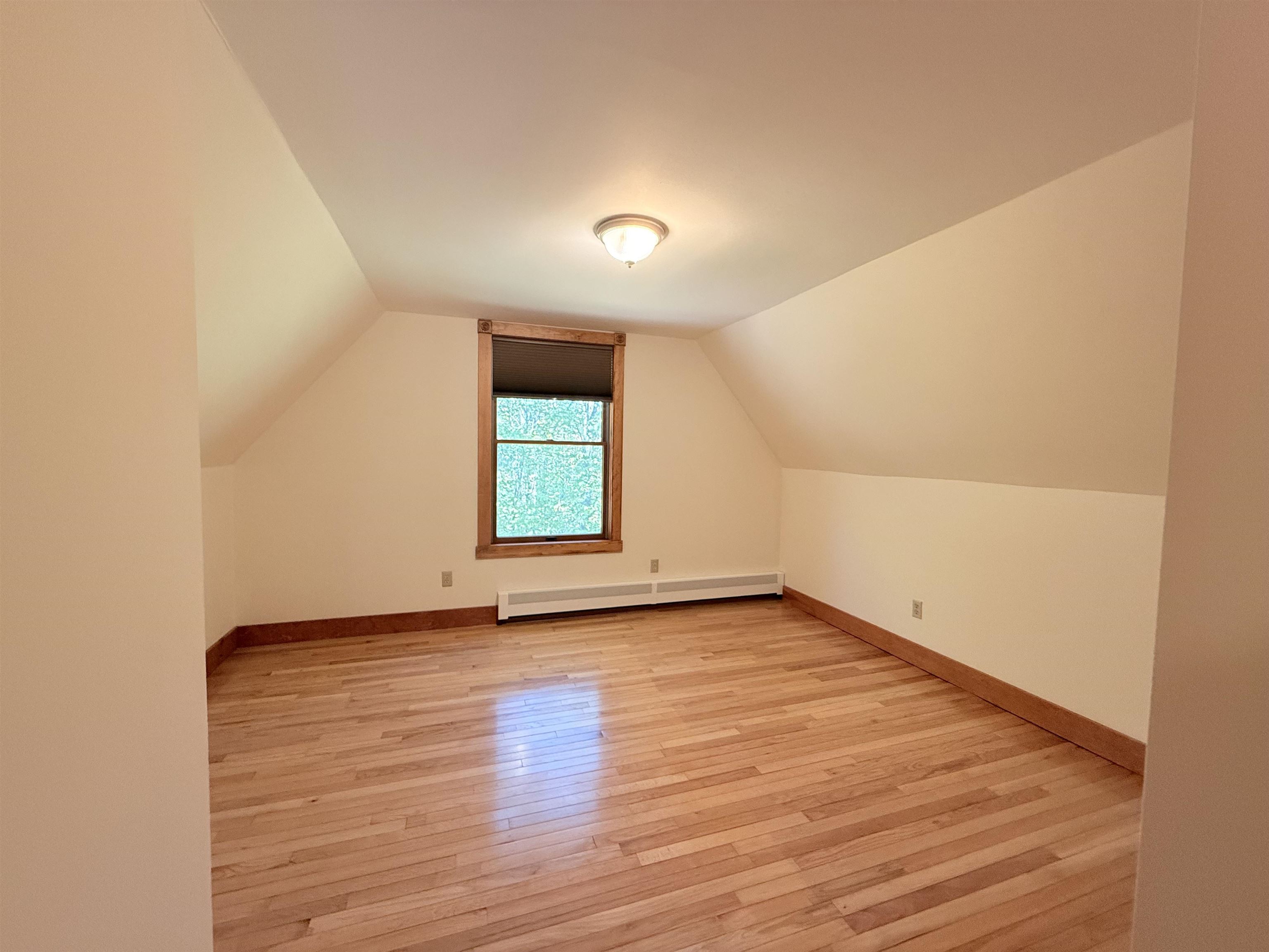 Bedroom #2 24114728
