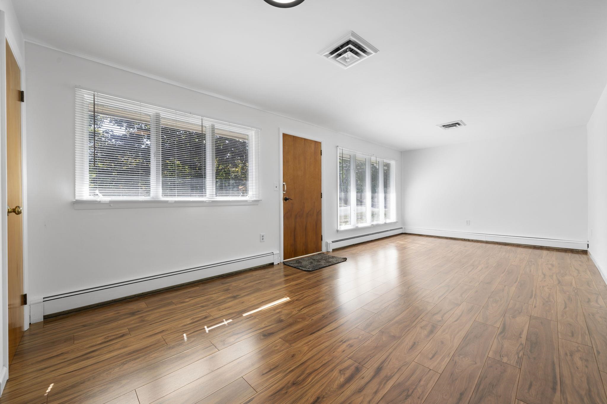 Living Room 24127465