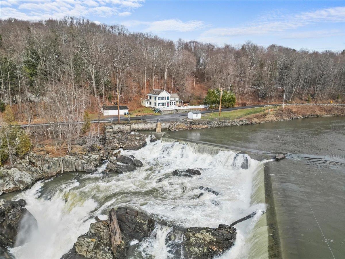 Homes for sale in Fairfax, VT | 362 River Rd, Fairfax, VT 05454 | MLS# 5062581