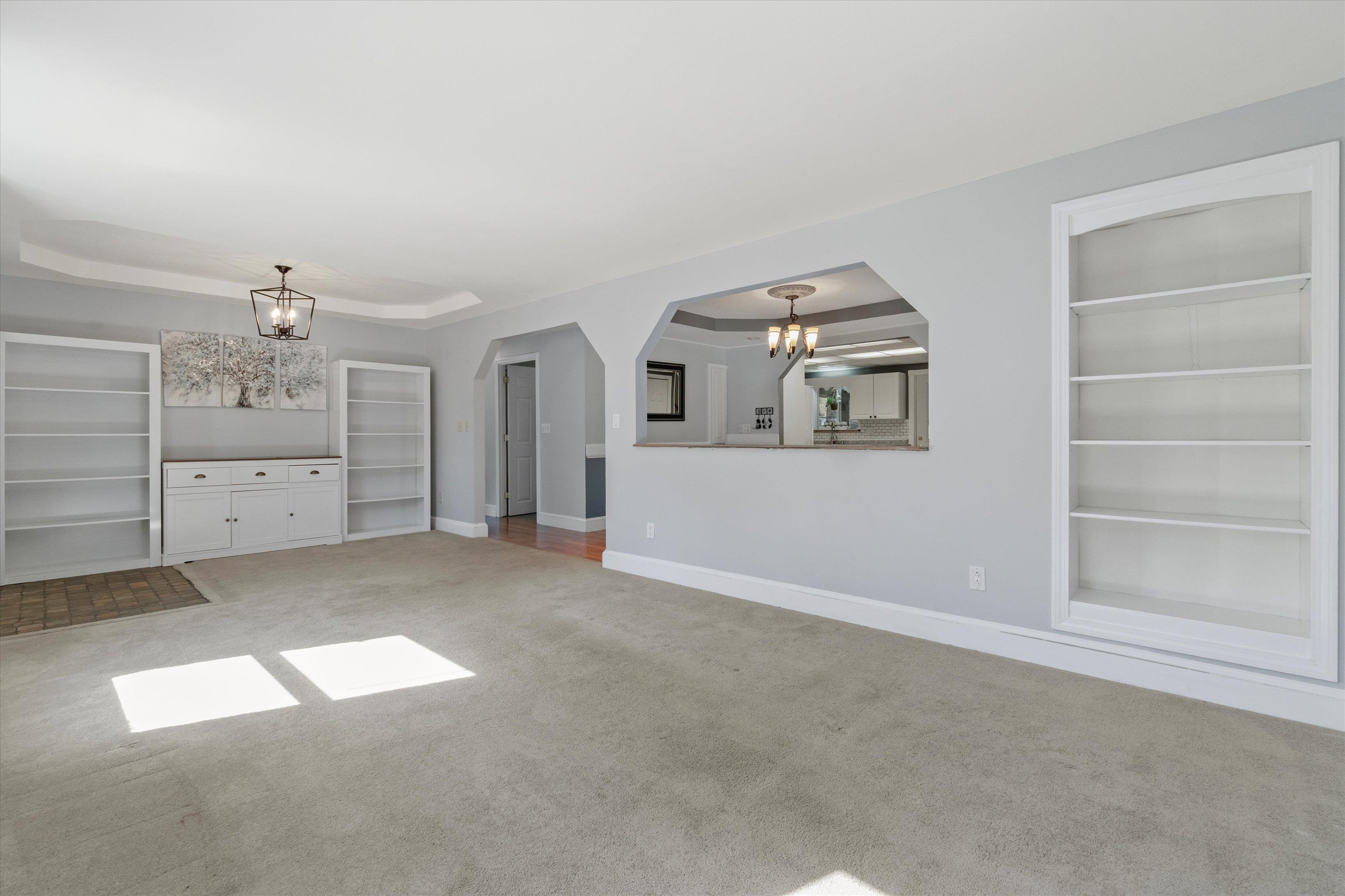 MLS 5062690: 4 Nelson Street, Nashua NH