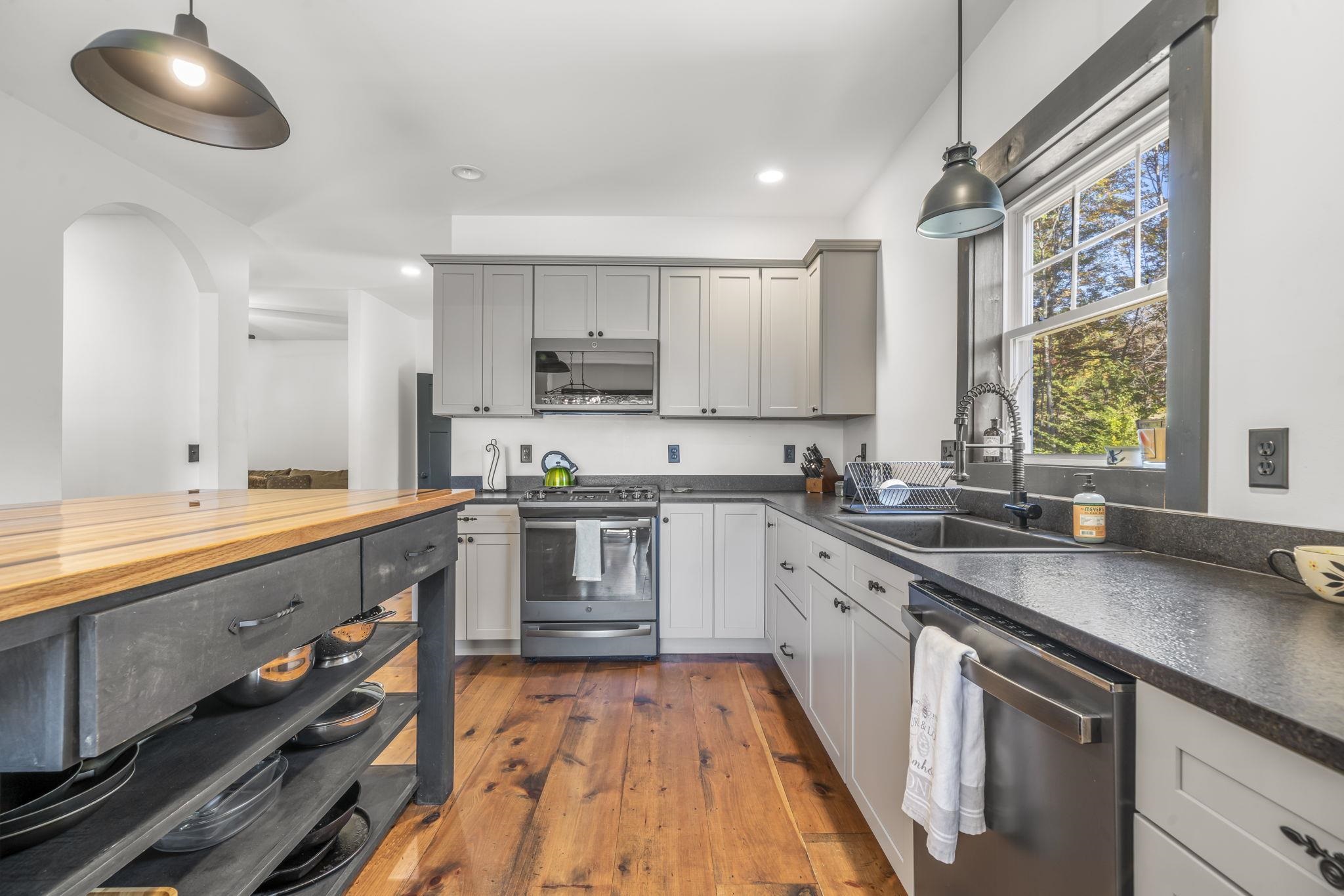 Beautiful Bright Custom Kitchen
