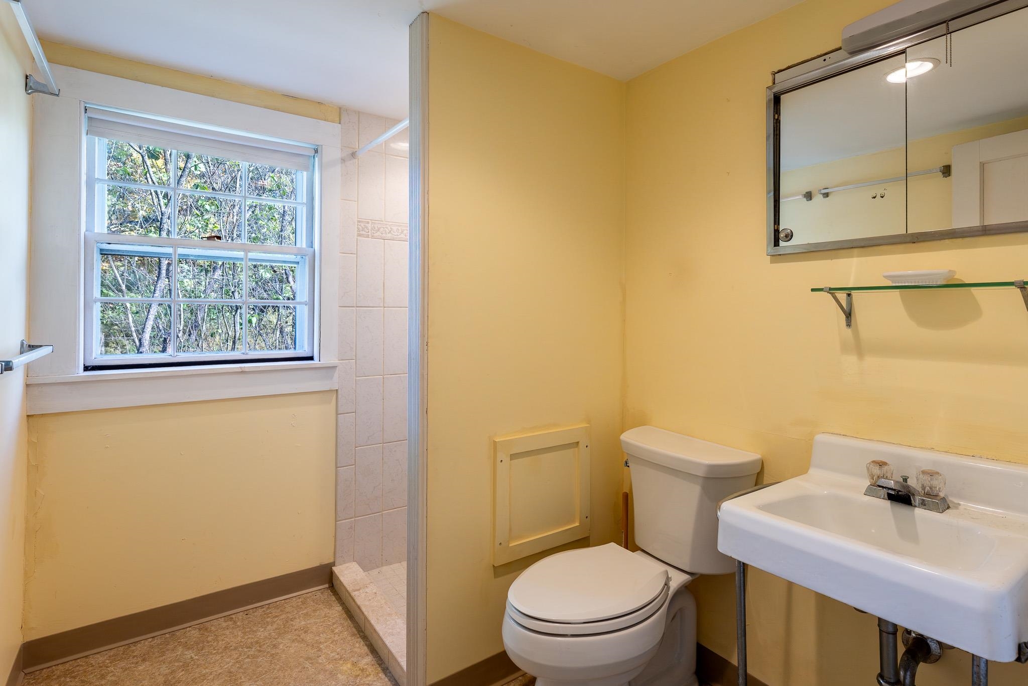 3/4 bath ground floor
