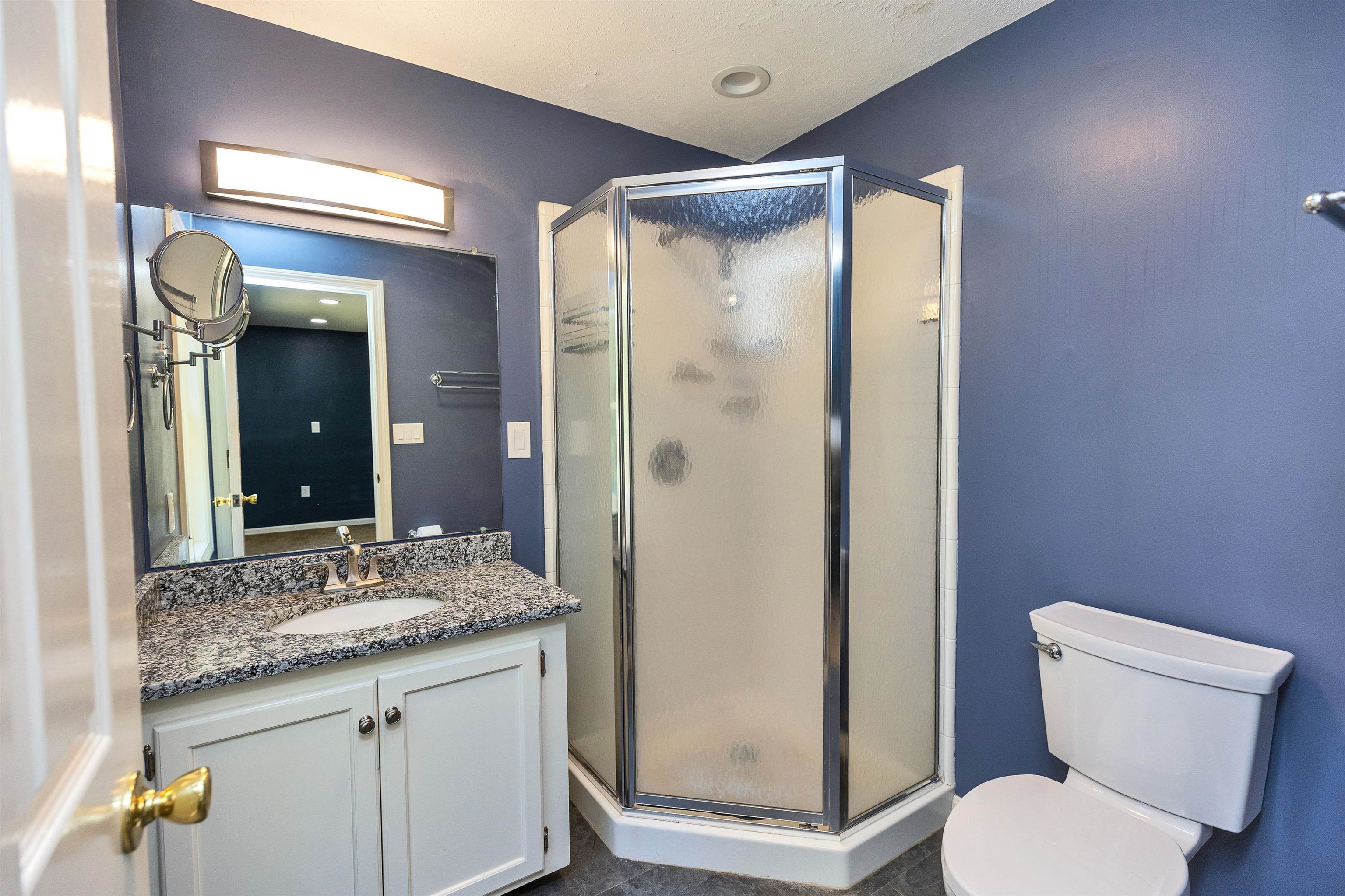 Primary 3/4 Bath