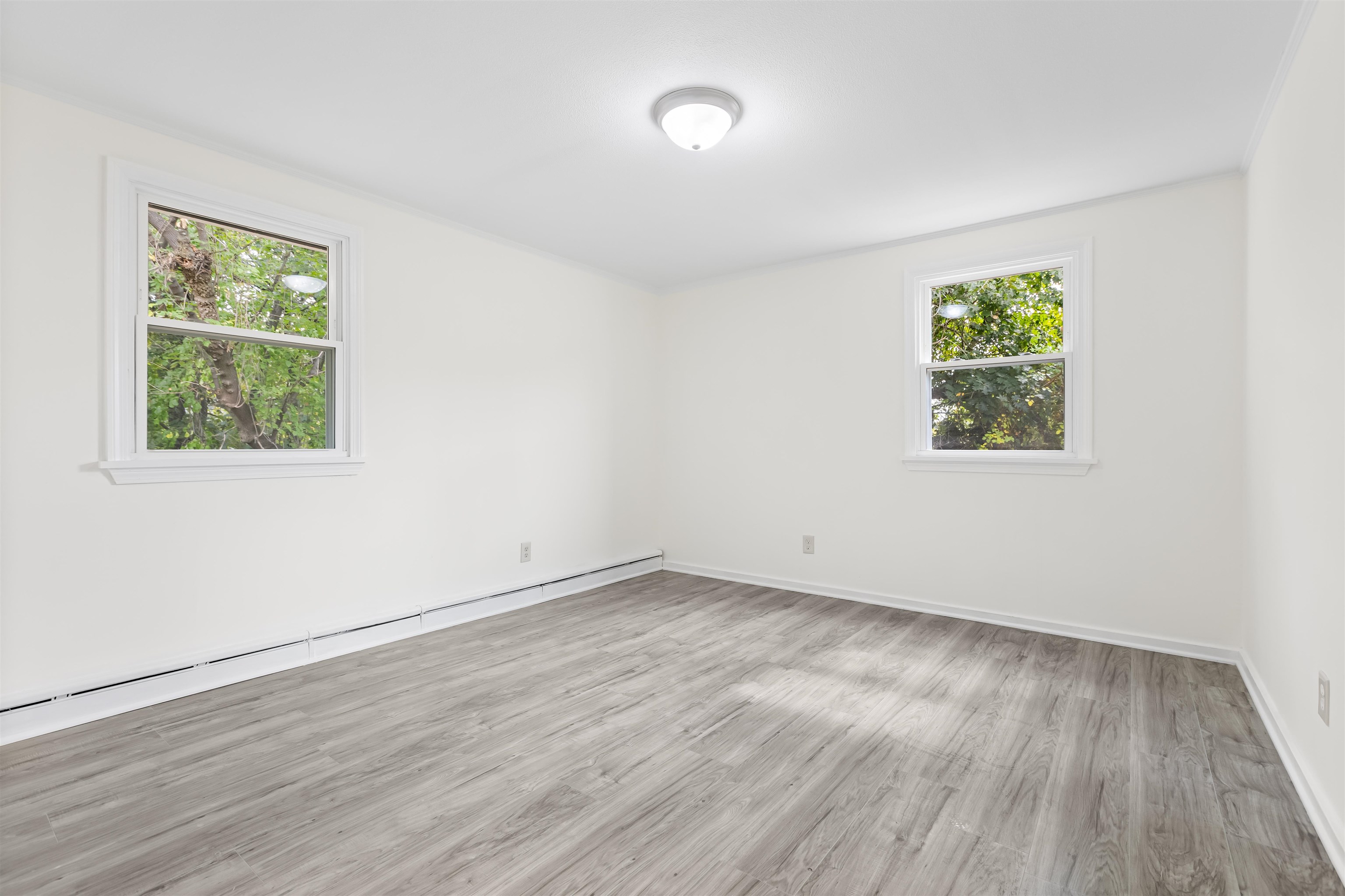 Un-Staged - Bedroom 1 24163353