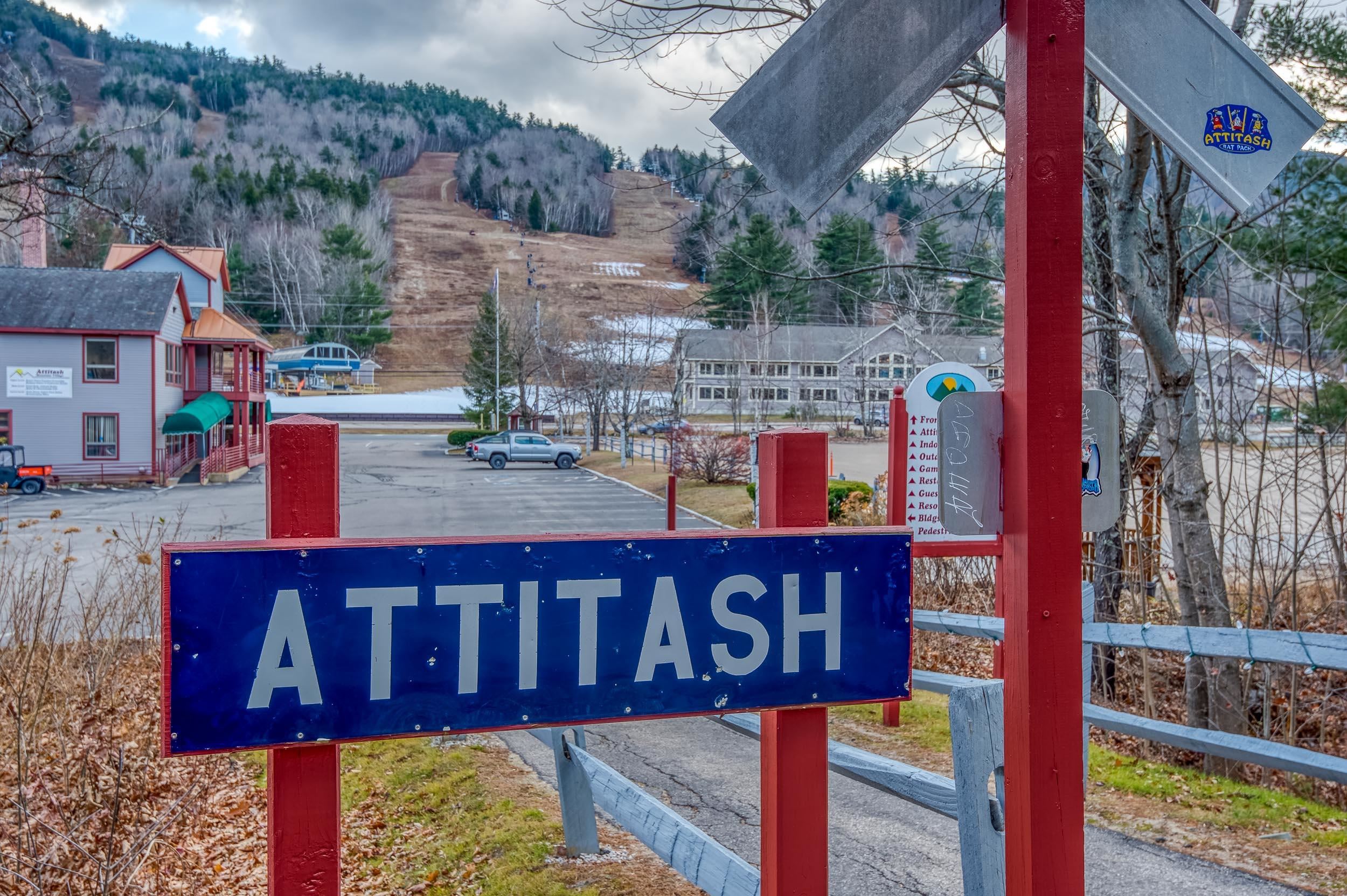 A short walk to Attitash Bear Peak.