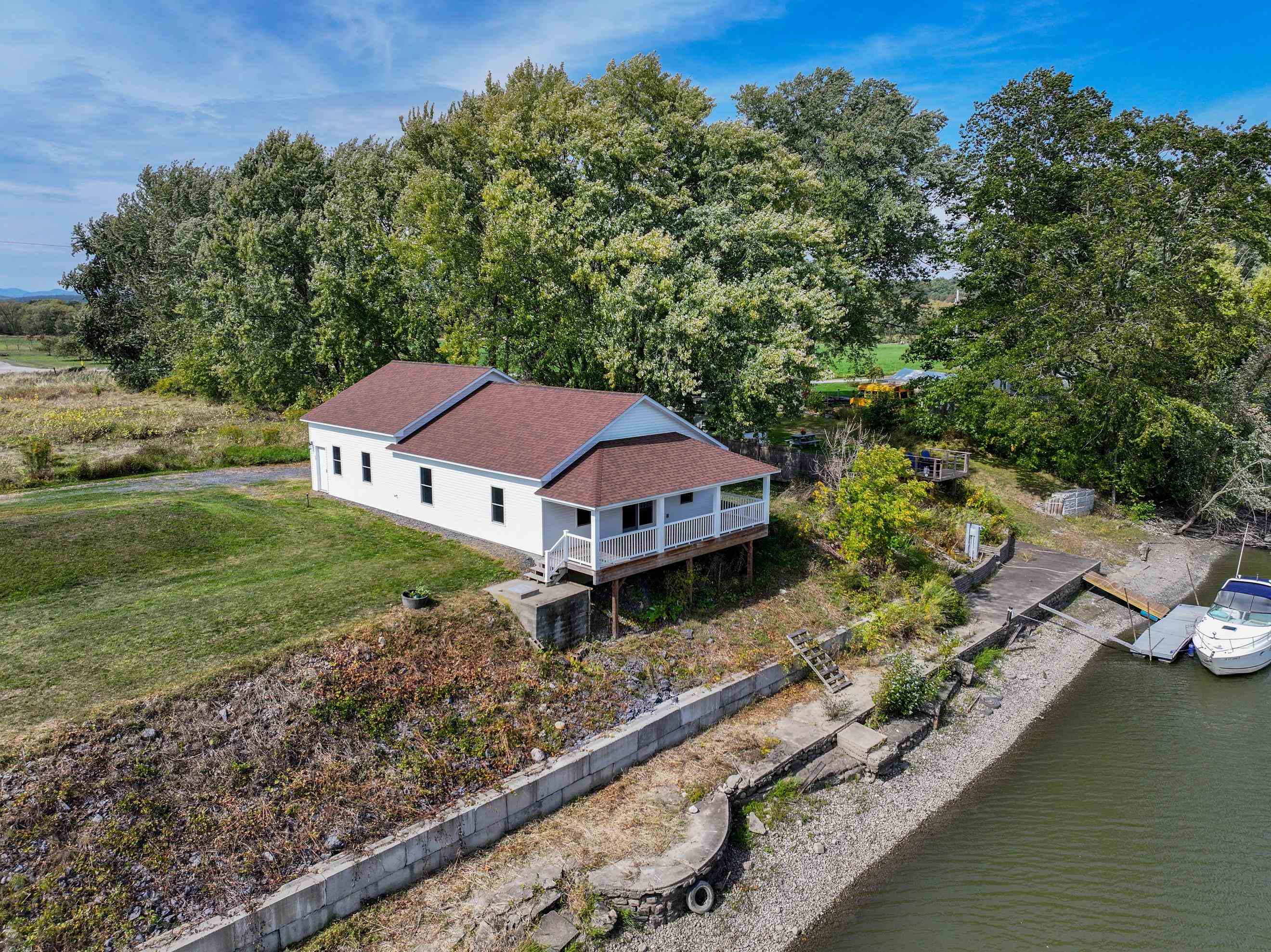 Homes for sale in Ferrisburgh, VT | 58 Riverview St, Ferrisburgh, VT 05491 | MLS# 5063310