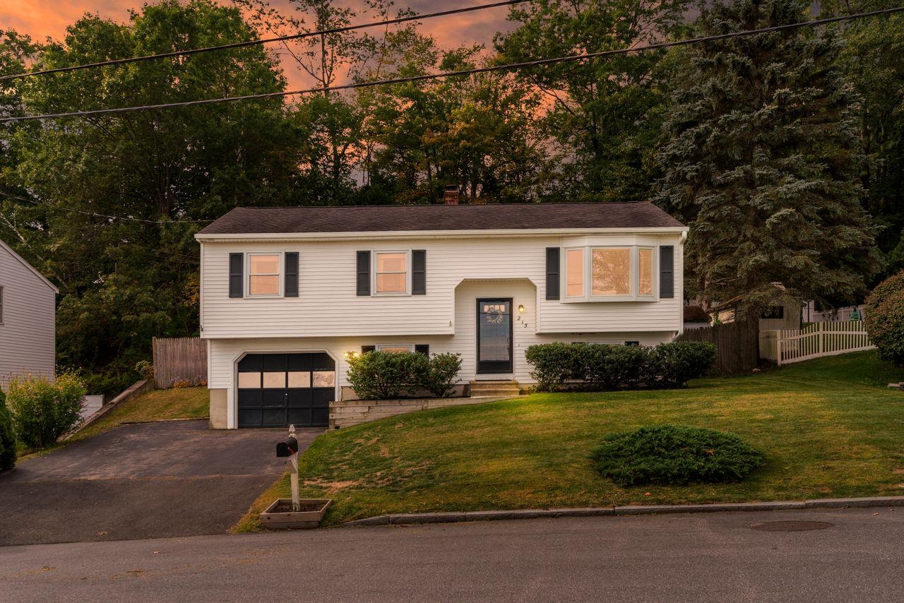 MANCHESTER NH Home for sale $$475,000 | $218 per sq.ft.