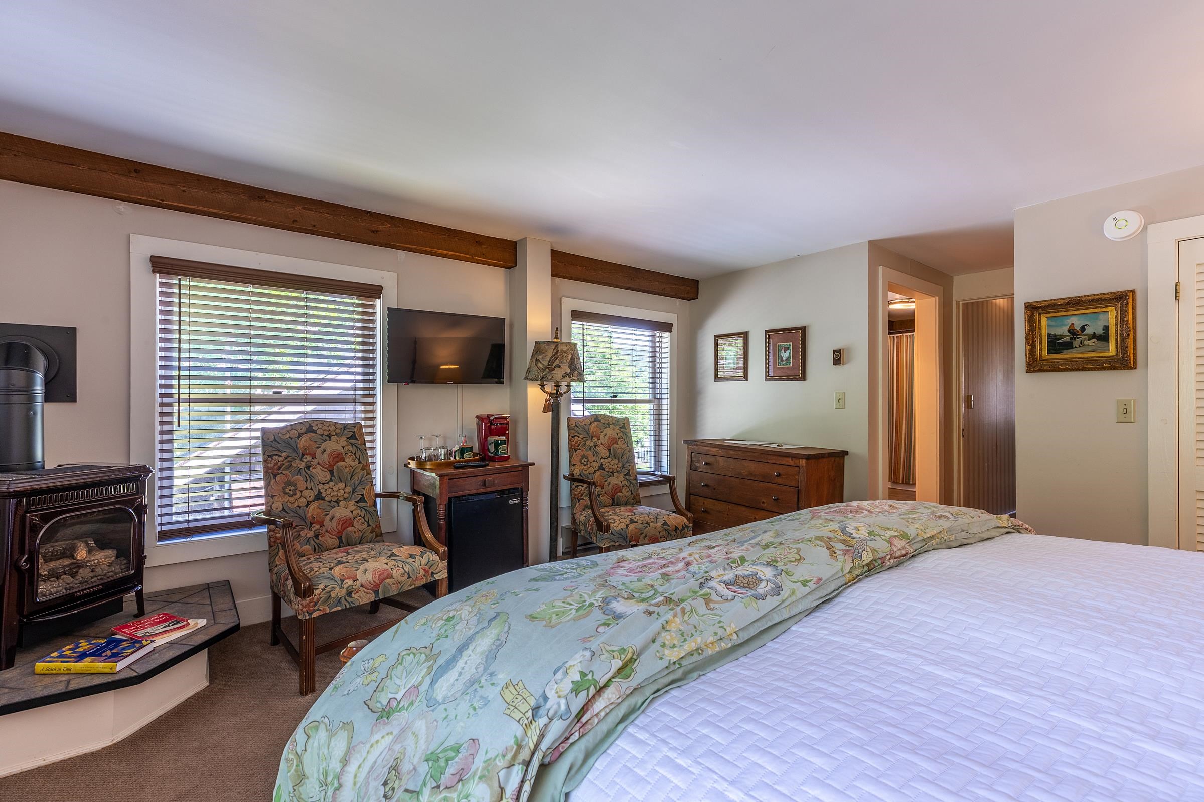 main house 2nd fl suite