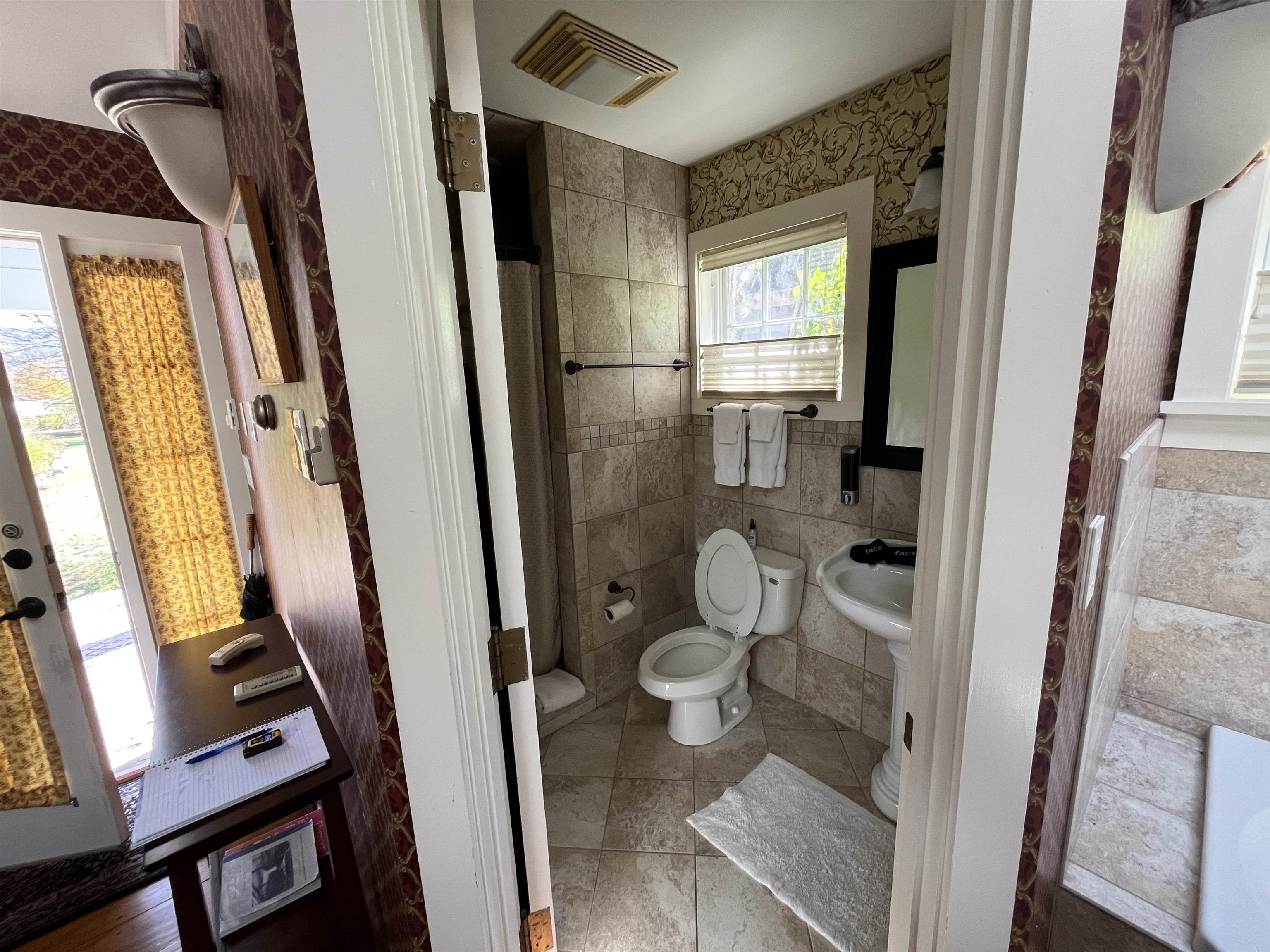 cottage bath