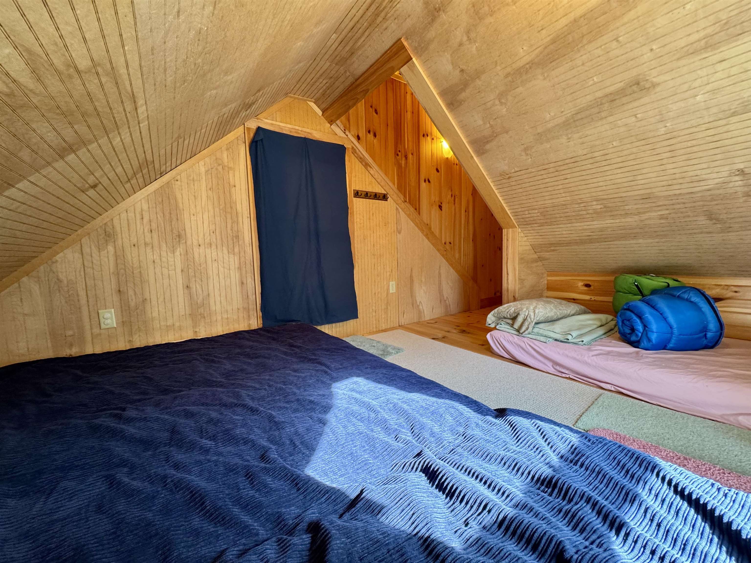 2nd Floor Bunk Room