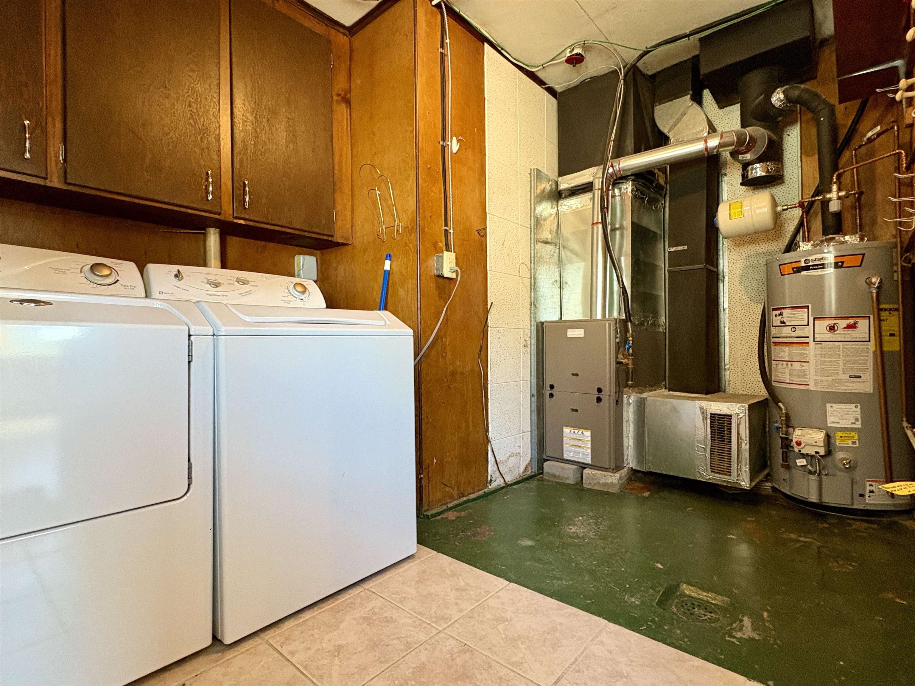 Laundry when you enter!